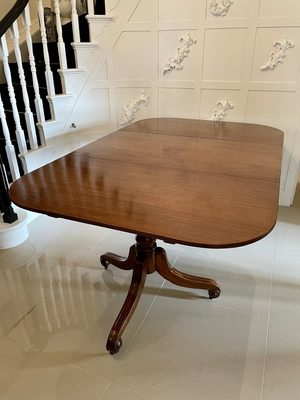 Fine Quality George III Antique Mahogany Twin Pedestal Dining Table
