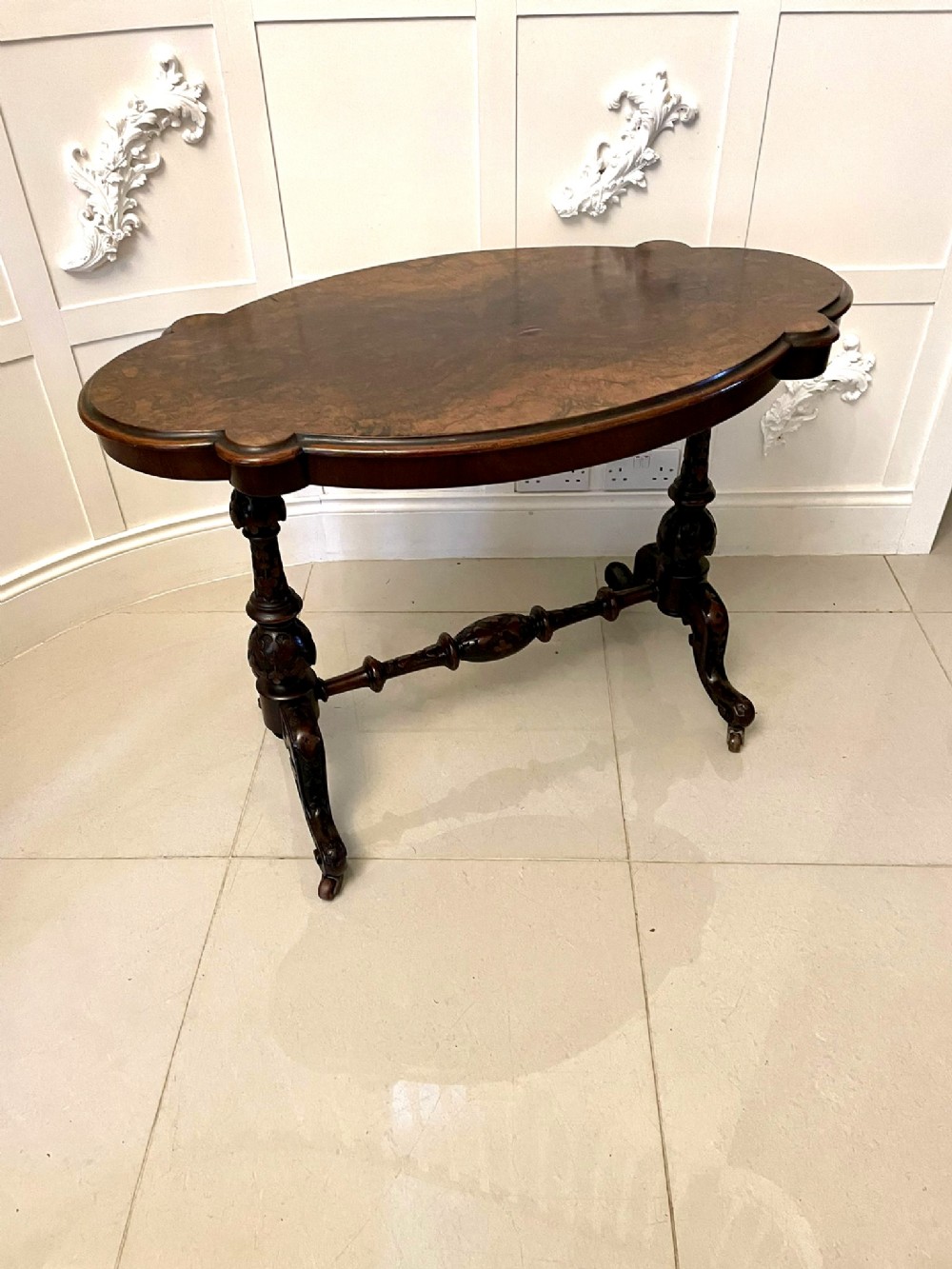  Antique Victorian Quality Burr Walnut Shaped Centre Table 
