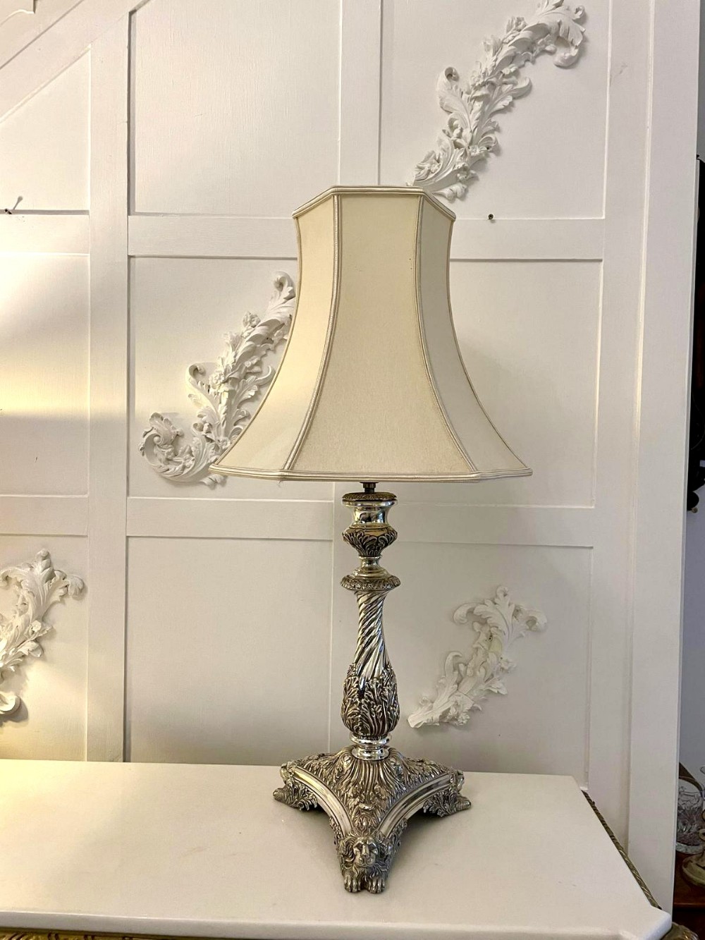  Outstanding Quality Antique Victorian Silver Plated Table Lamp
