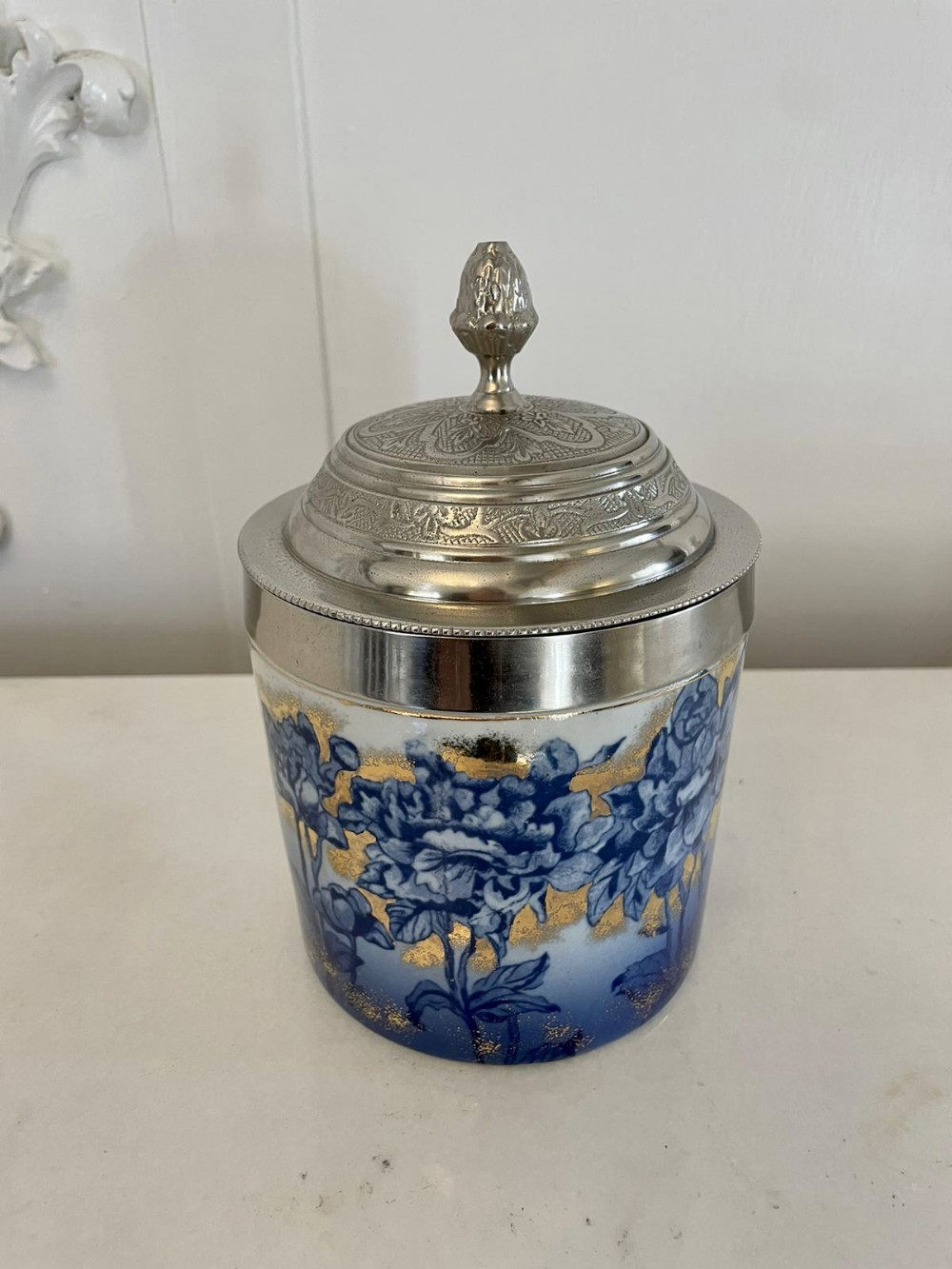 Antique Victorian Quality Doulton Biscuit Barrel 