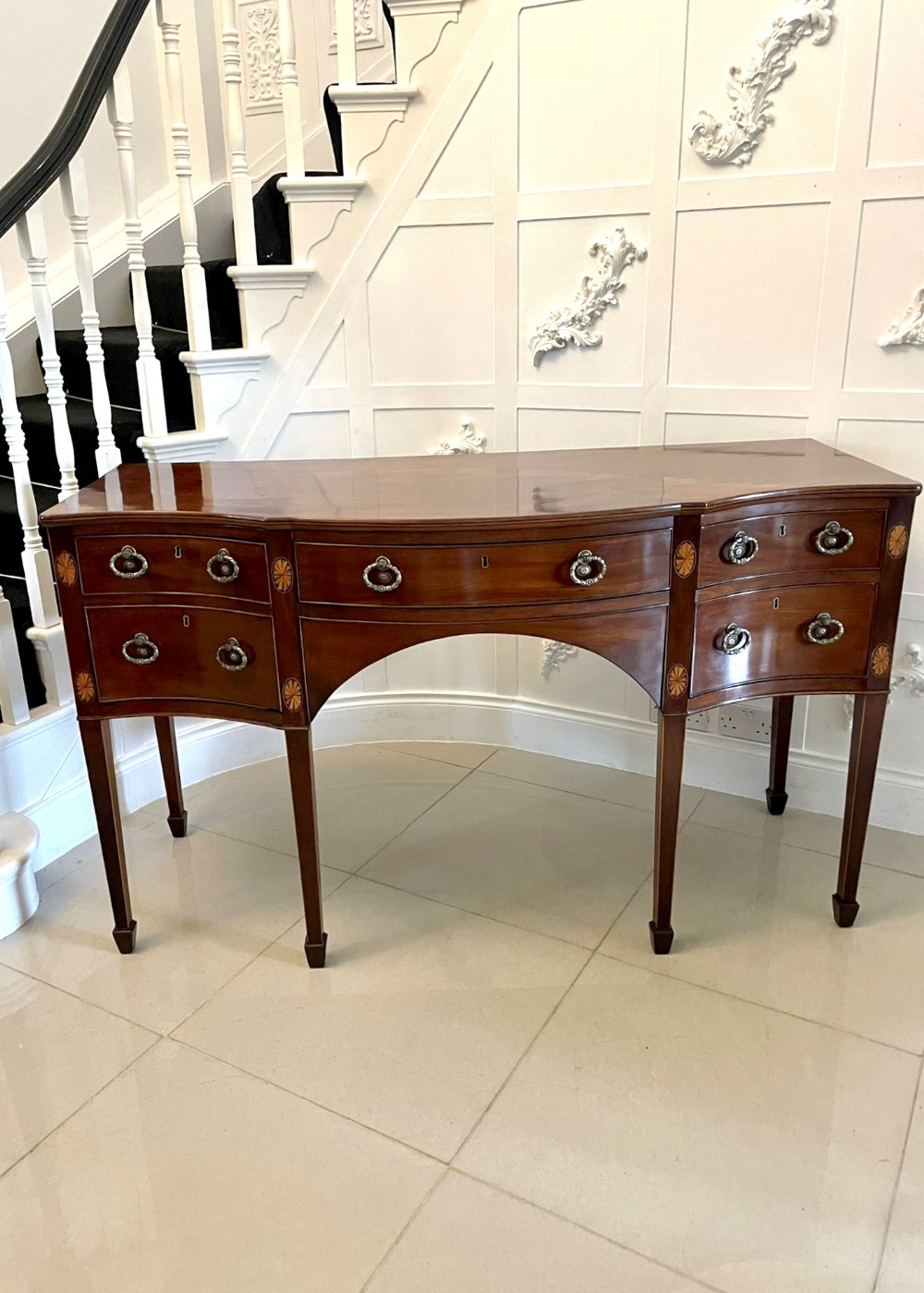 Fine Quality Antique George III Mahogany Inlaid Serpentine Shape Sideboard 