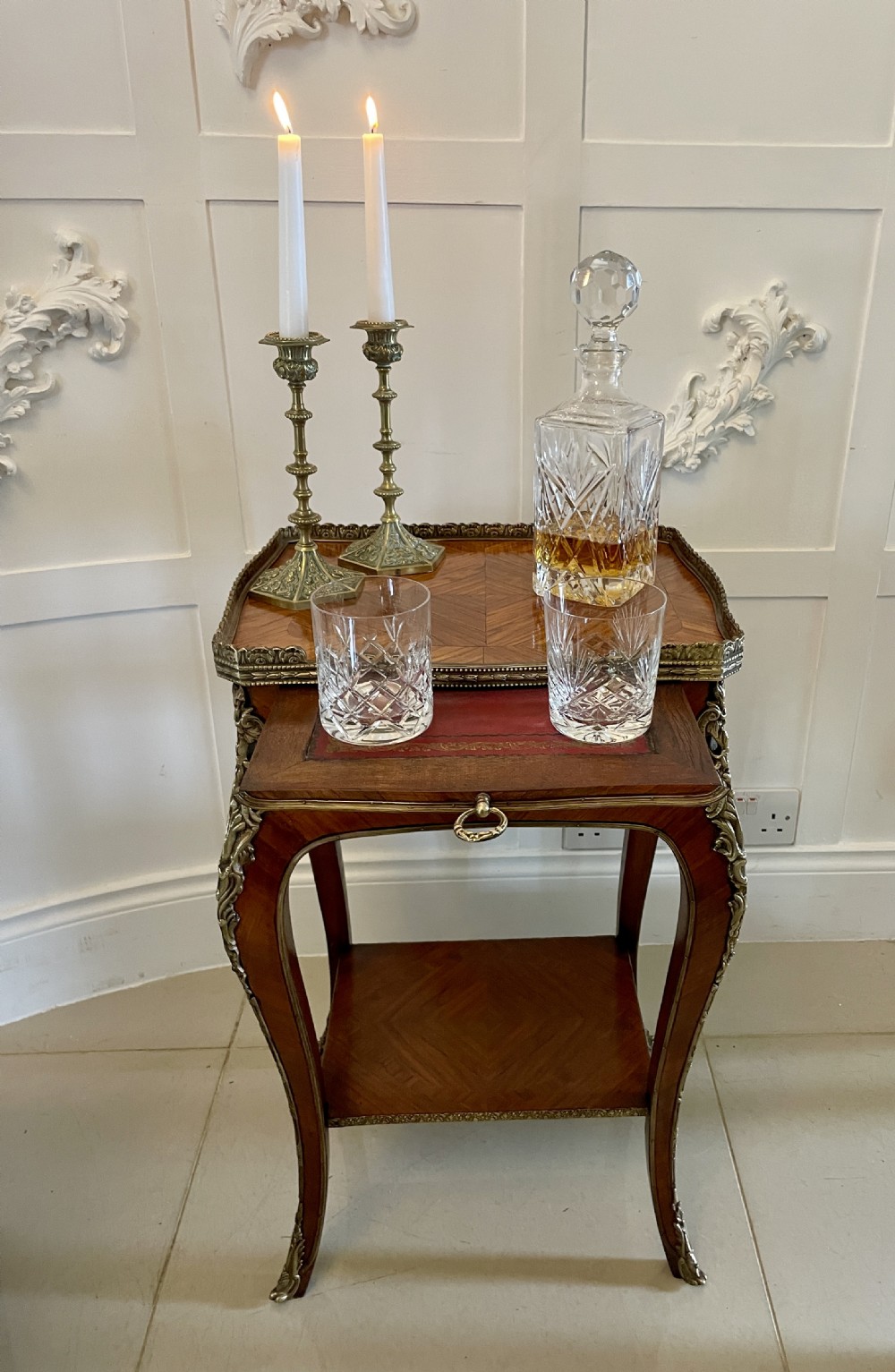  Fine Quality Antique Victorian Freestanding French Kingwood and Ormolu Mounted Lamp Table  View II