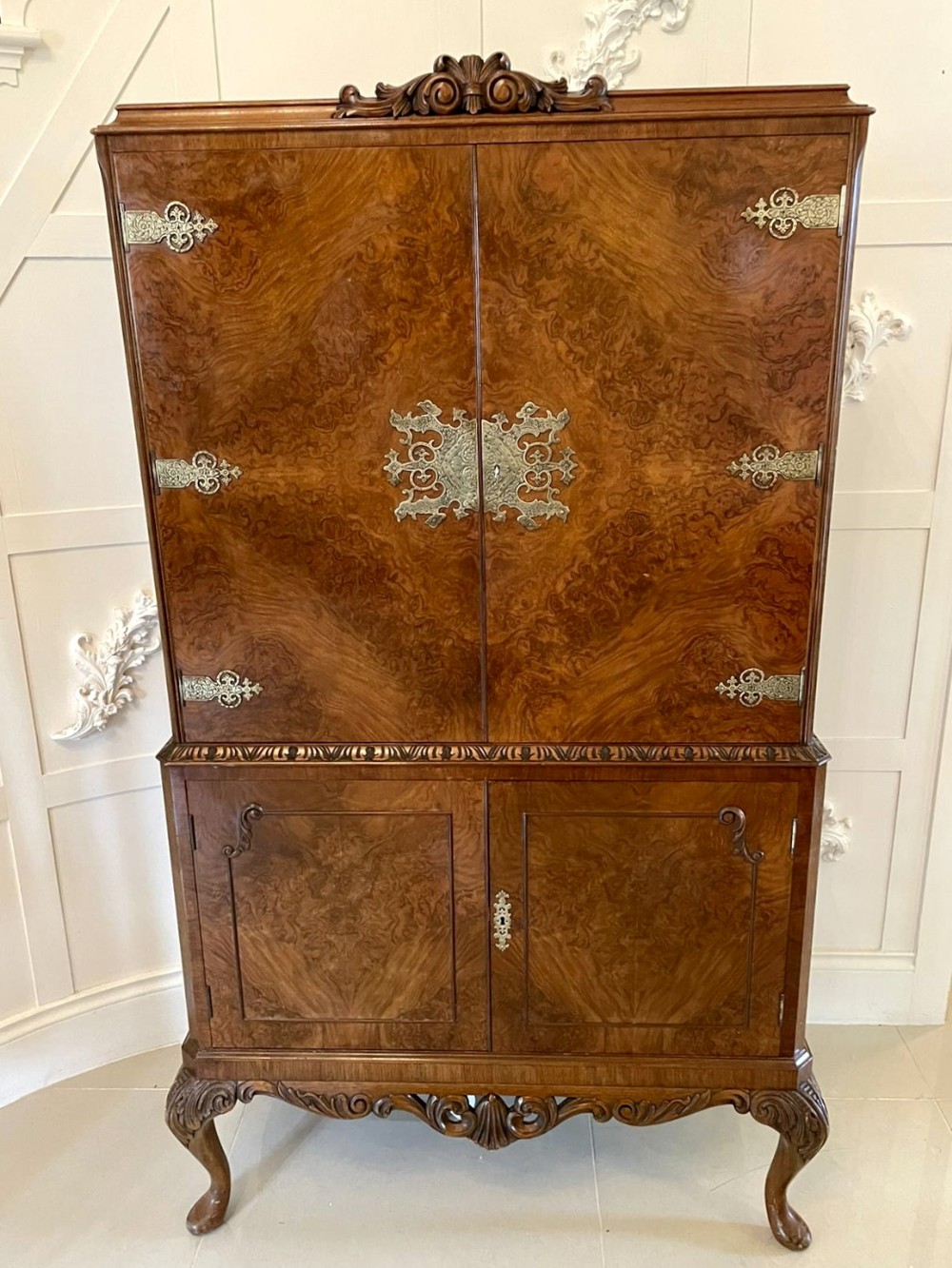 Outstanding Quality Antique Burr Walnut Cocktail Cabinet