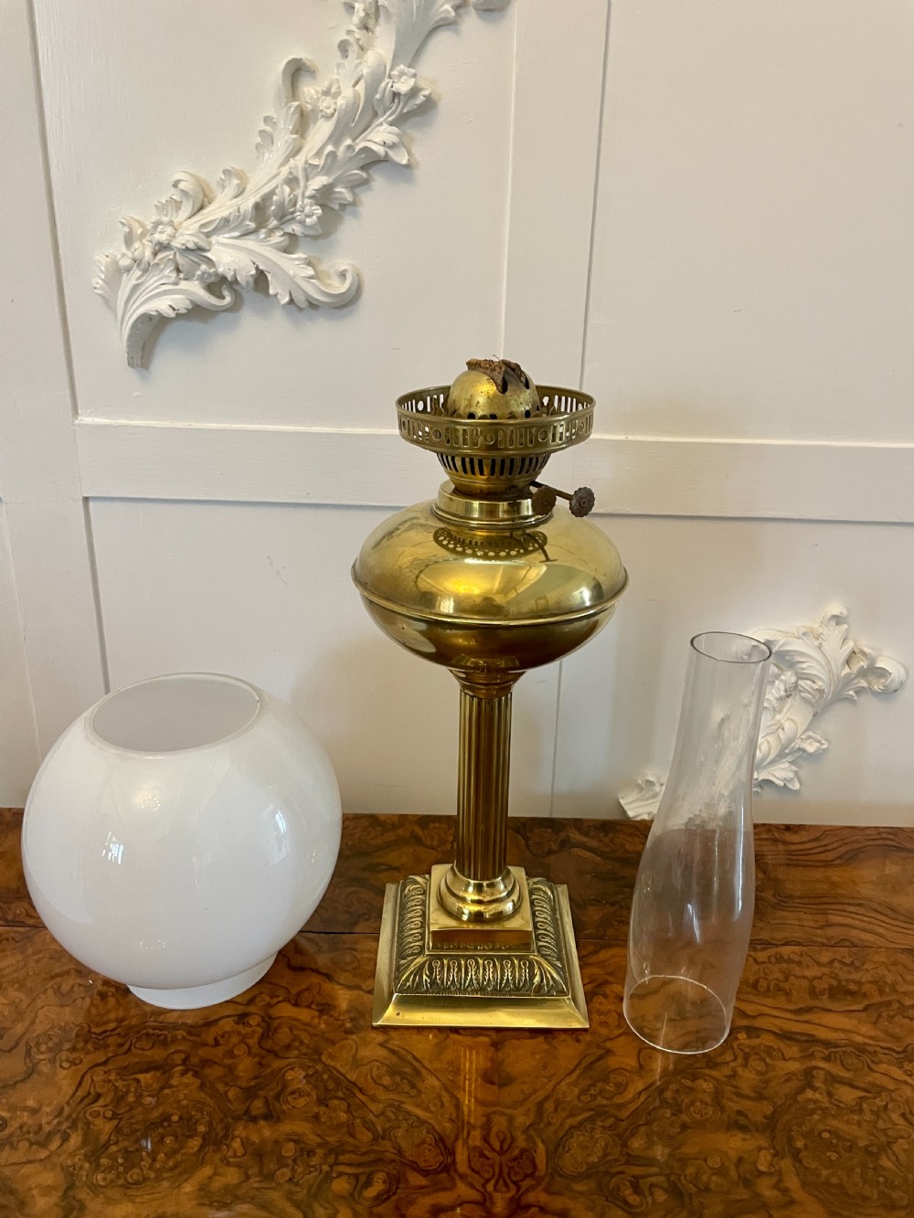 Antique Victorian Reeded Column Quality Brass Oil Lamp View IV