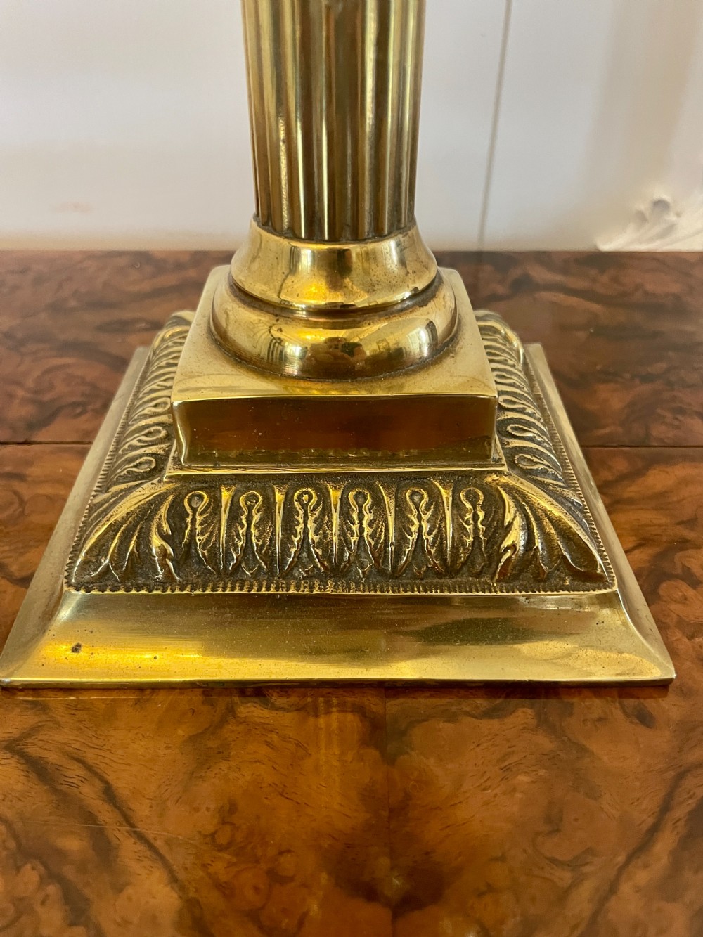 Antique Victorian Reeded Column Quality Brass Oil Lamp View VI