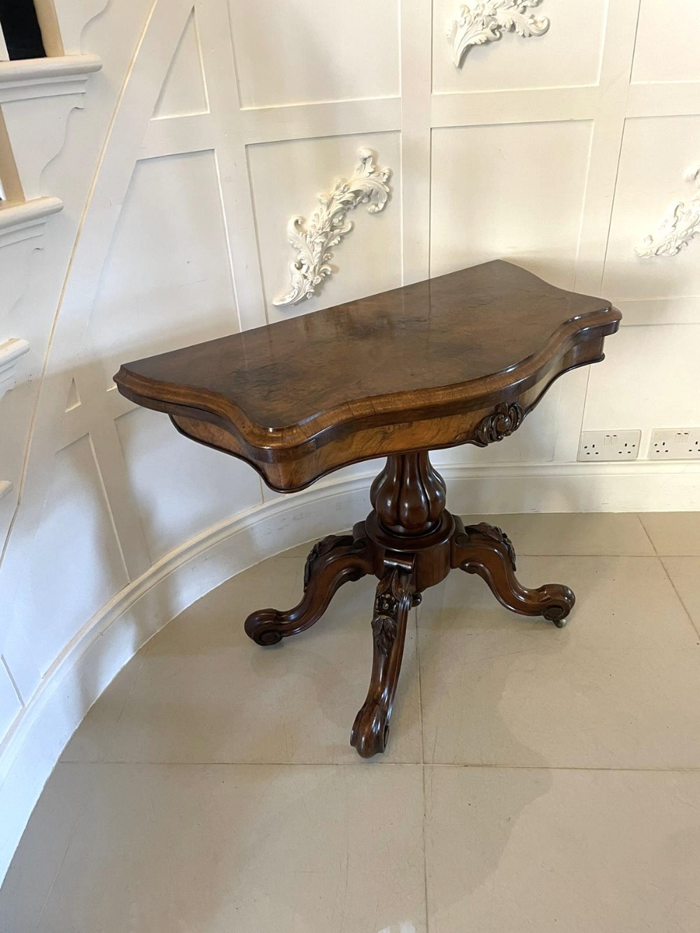 Antique Victorian Quality Burr Walnut Serpentine Shaped Card/Console Table