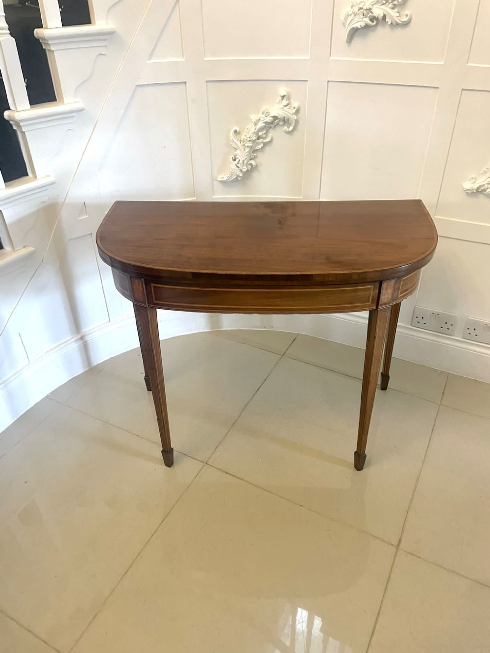 Antique George III Quality Mahogany Inlaid Satinwood Card/Side Table 