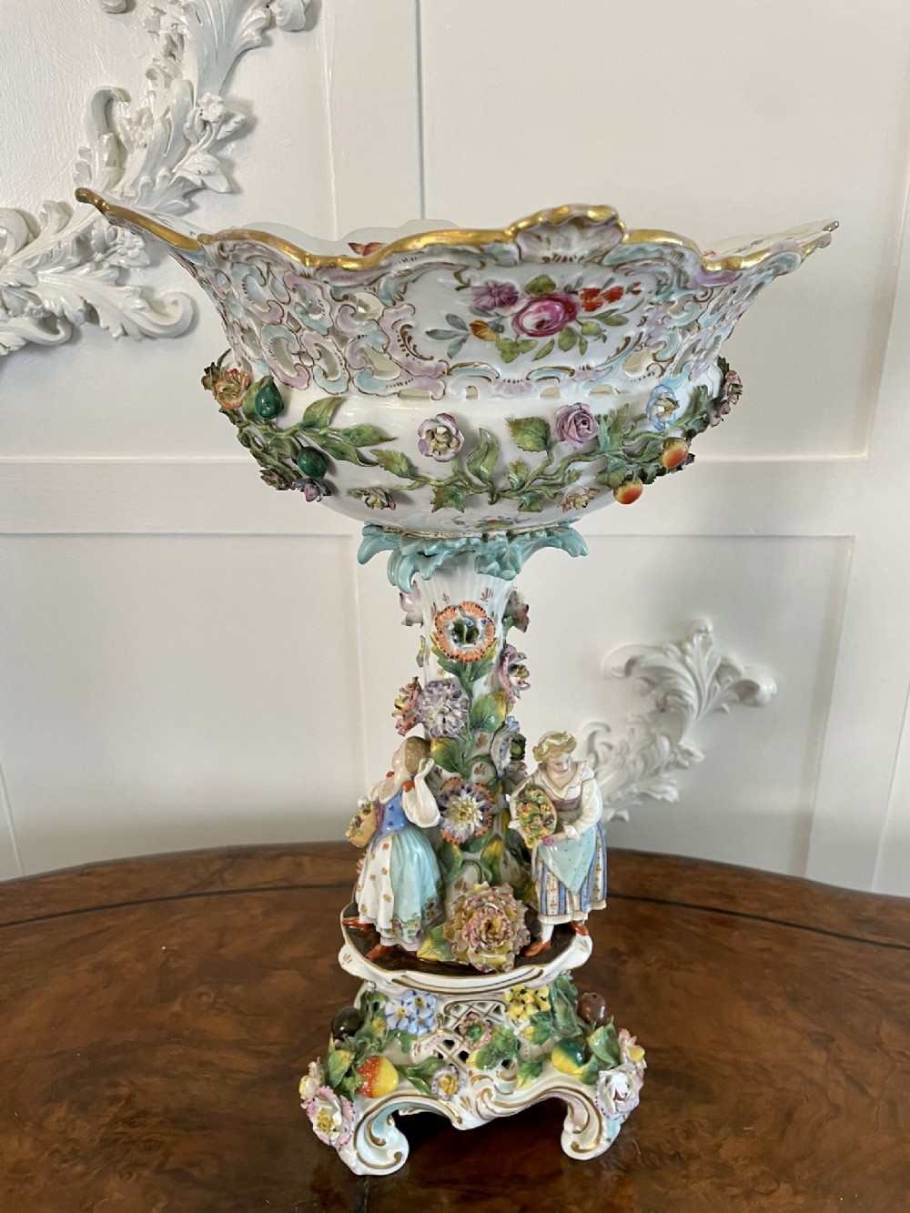Quality Antique Meissen Pedestal Centrepiece