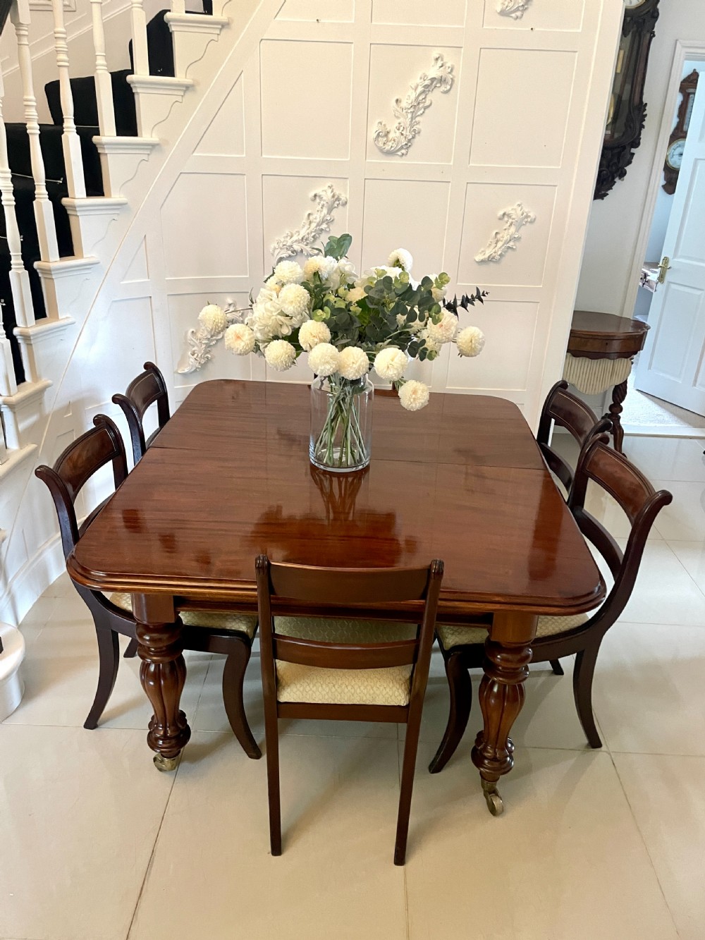  Superb Quality 10 Seater Antique Victorian Figured Mahogany Extending Dining Table  View III