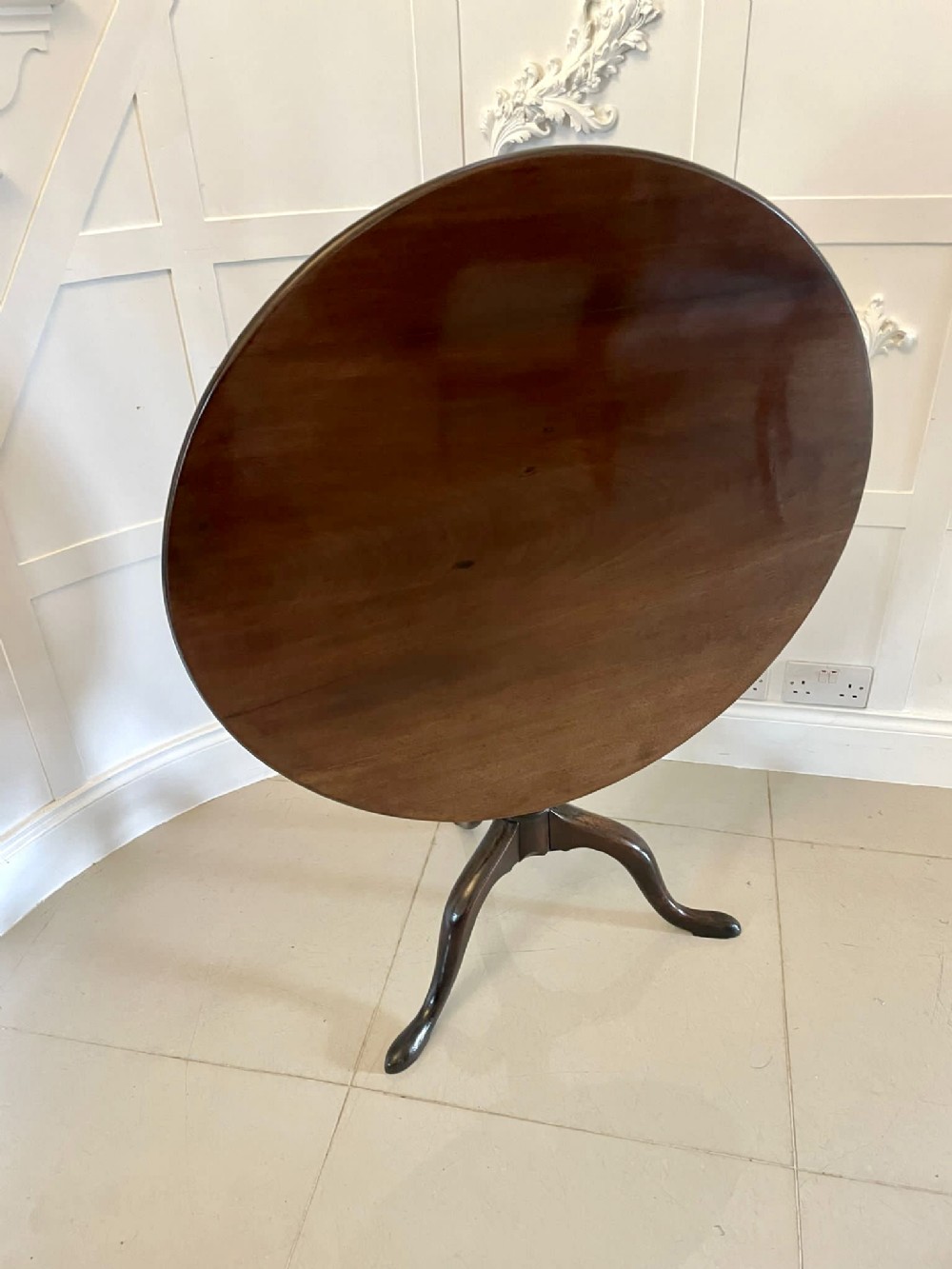 Antique George III Quality Mahogany Lamp Table 