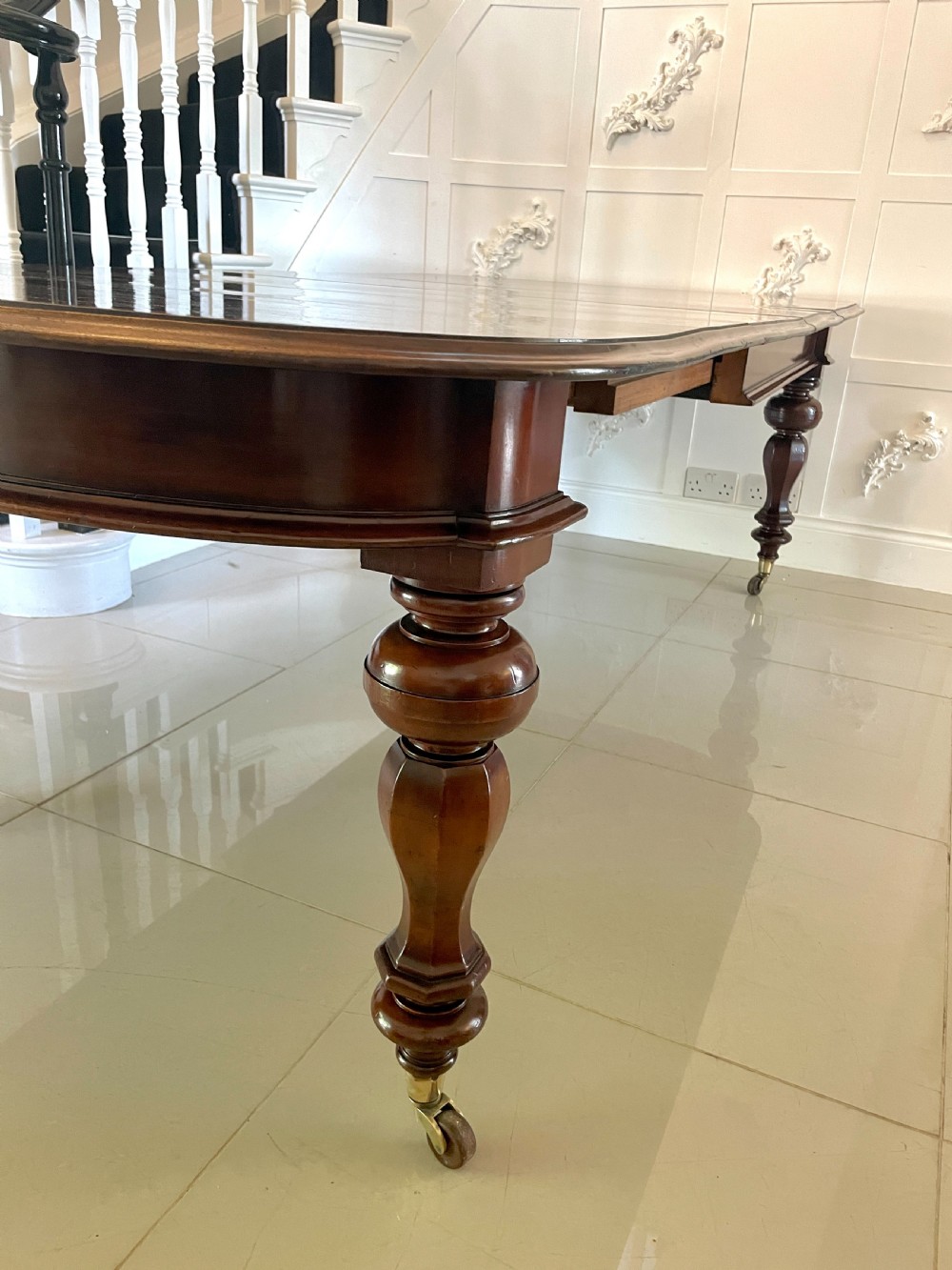 Superb Quality Antique Victorian Figured Mahogany Extending Dining Table 74 x 120 x 241cm View XVIII