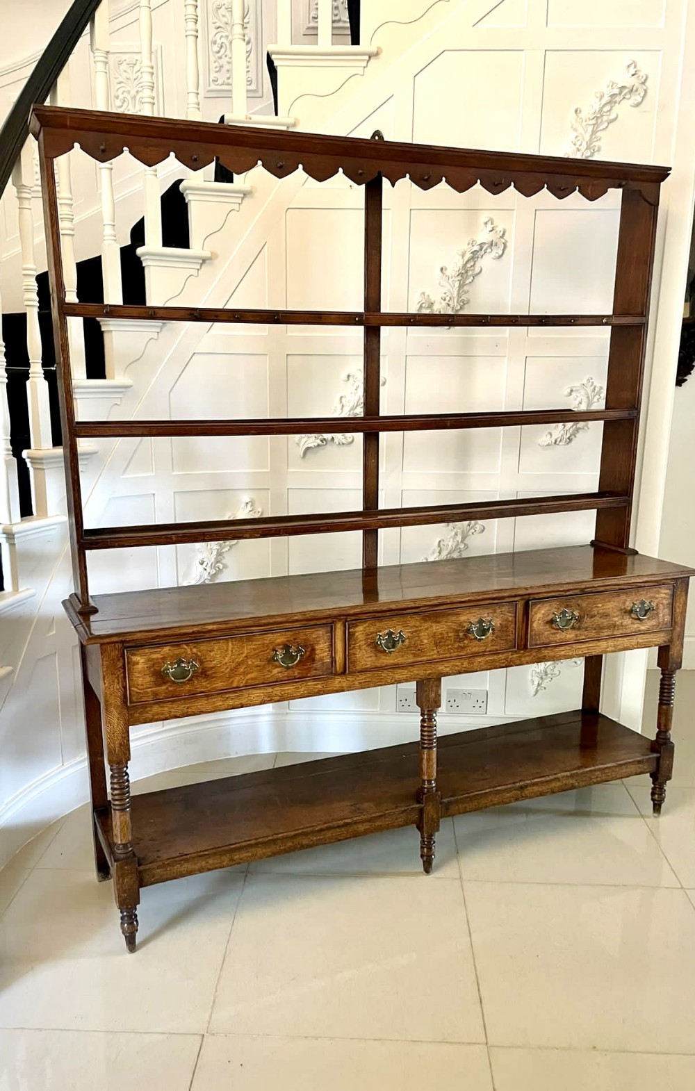 Antique 18th Century George III Quality Oak Dresser and Original Rack