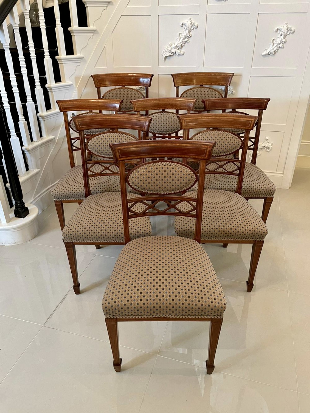 Fine Quality Elegant Set of Eight Antique Inlaid Mahogany Dining Chairs