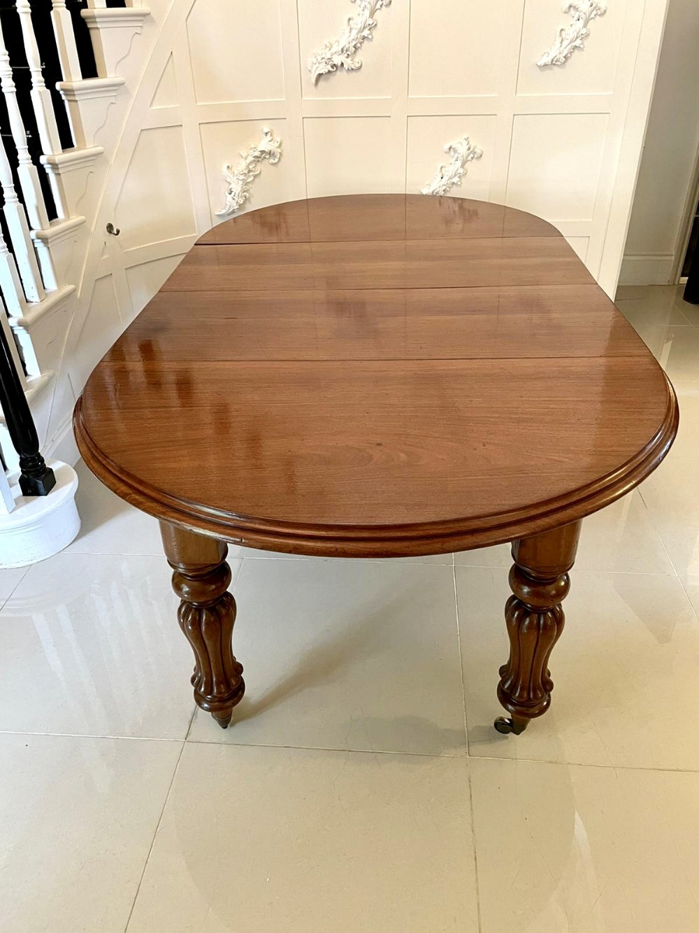 Antique Victorian Mahogany Extending Dining Table