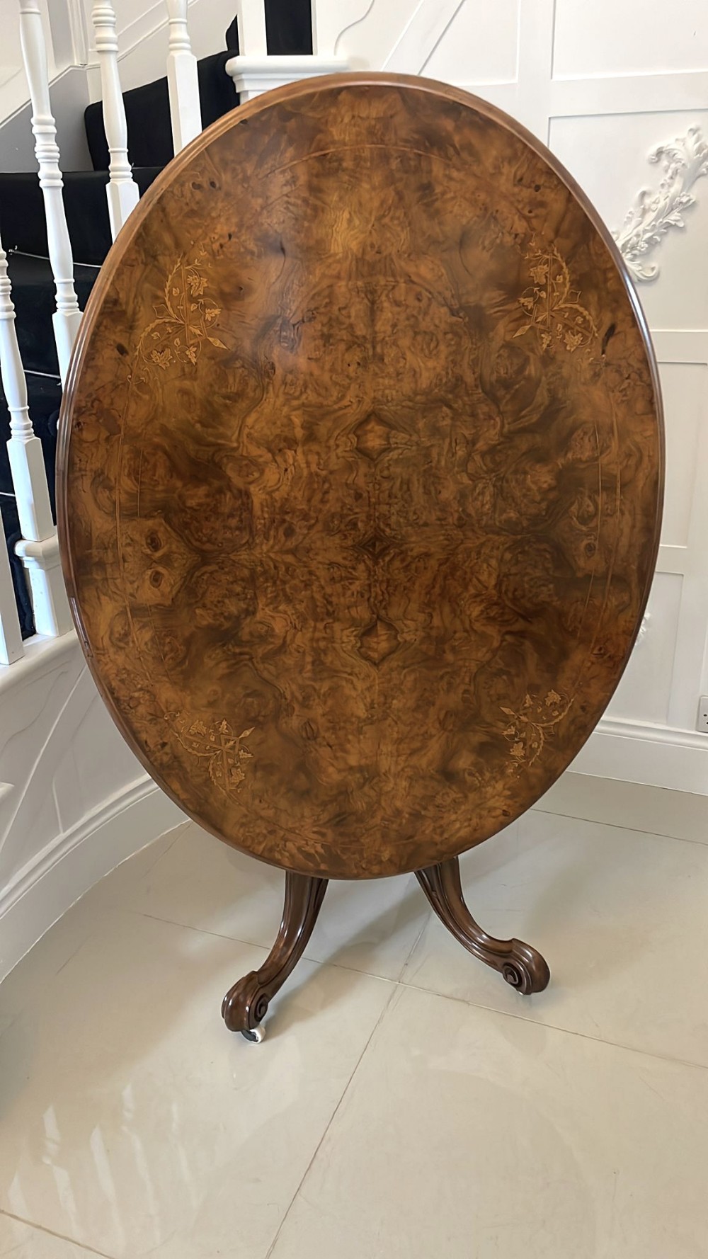 Fine Quality Antique Victorian Oval Inlaid Burr Walnut Centre Table 