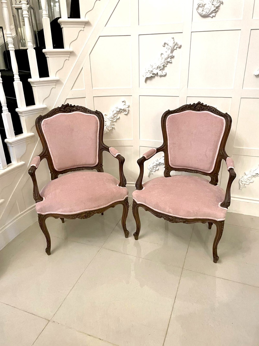 Fine Pair Of Antique Louis XV French Quality Carved Walnut Armchairs 