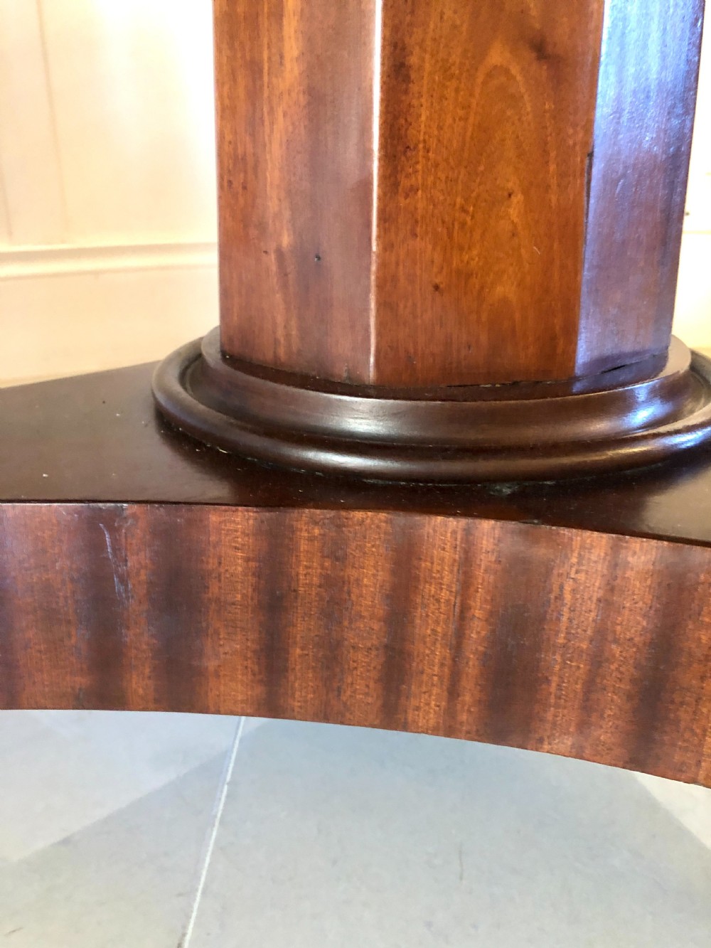 Antique William IV Mahogany Circular Centre Table View VII