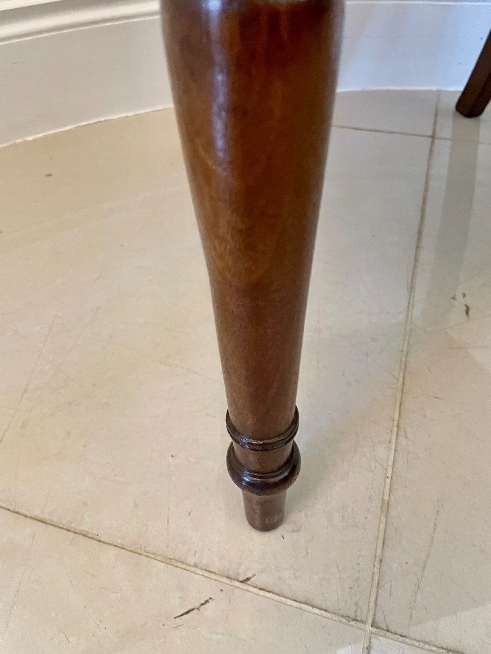  Fine Quality Set of 8 Antique George III Mahogany Dining Chairs  View V