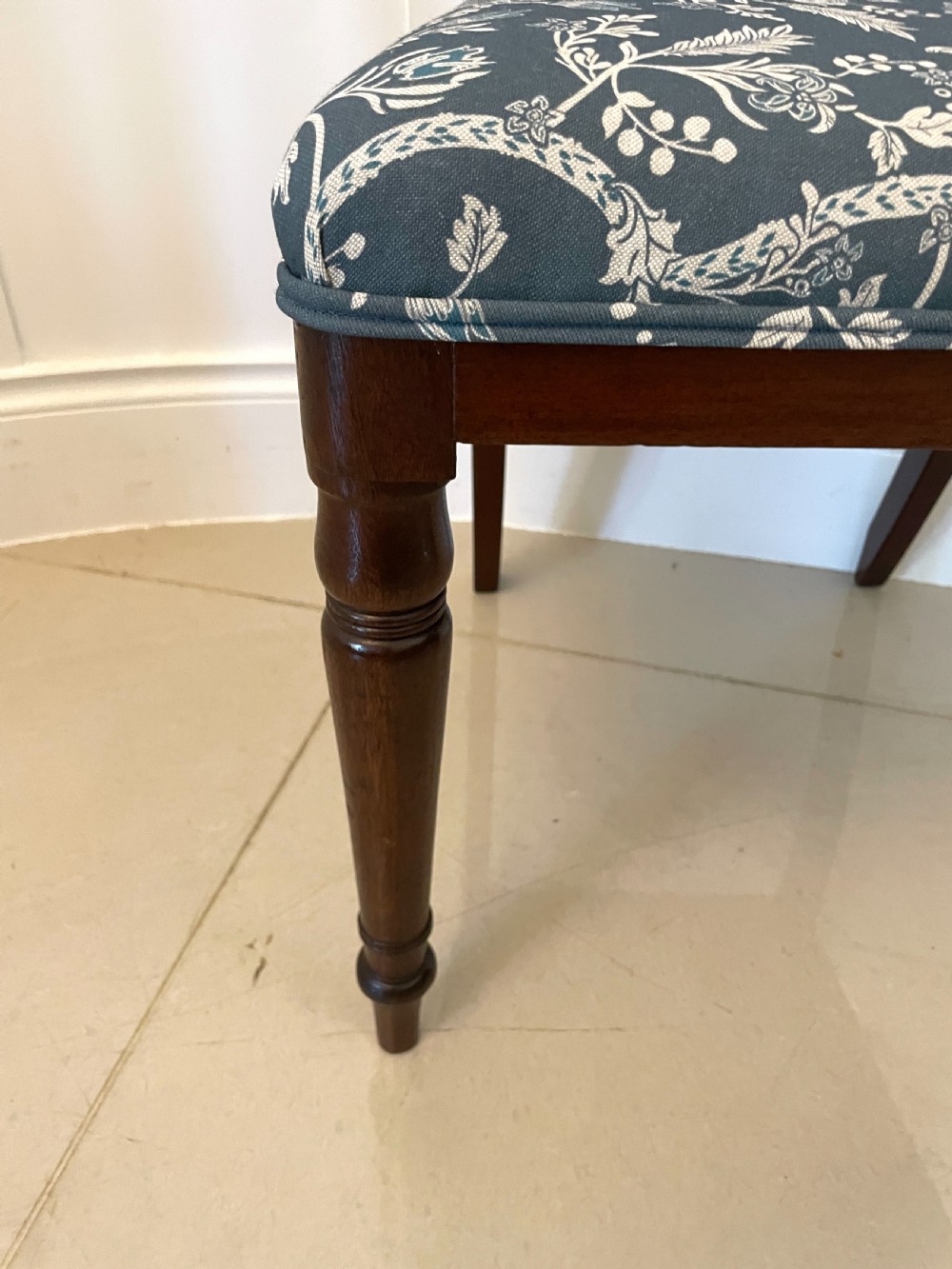  Fine Quality Set of 8 Antique George III Mahogany Dining Chairs  View XIV