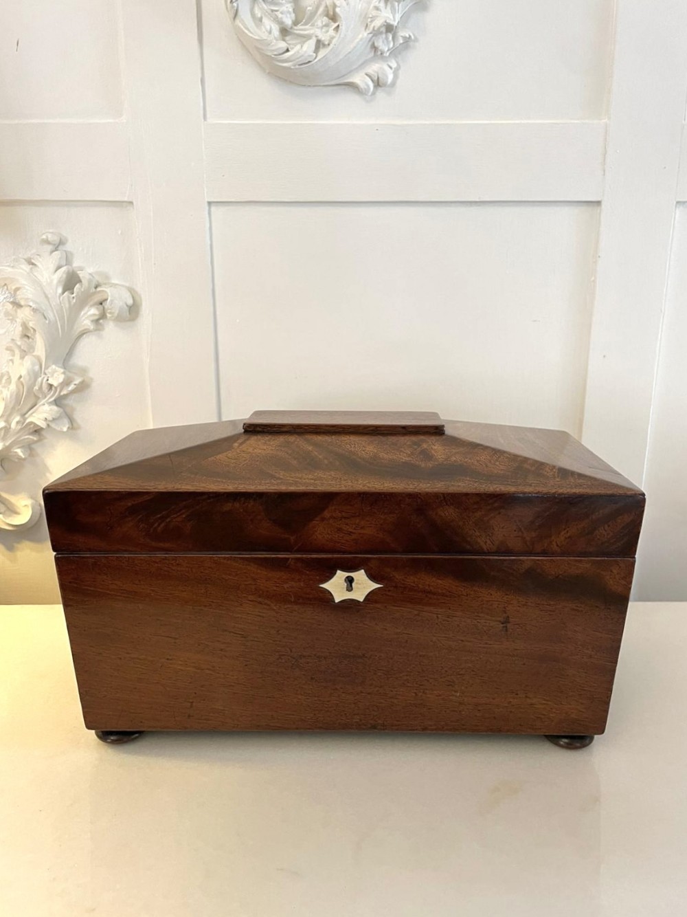 Antique Victorian Quality Mahogany Tea Caddy 