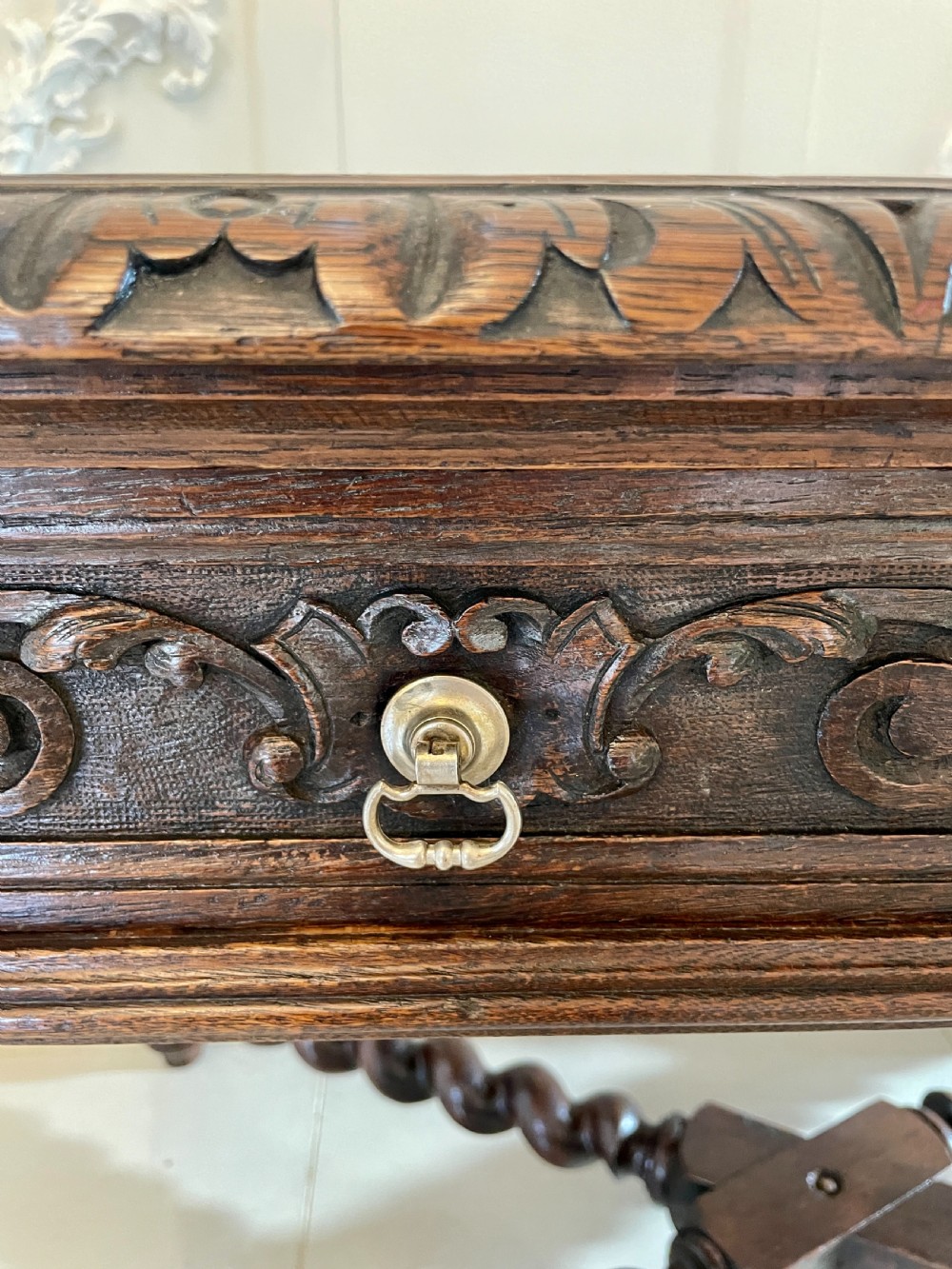 Antique Victorian Quality Carved Oak Freestanding Centre Table  View XI