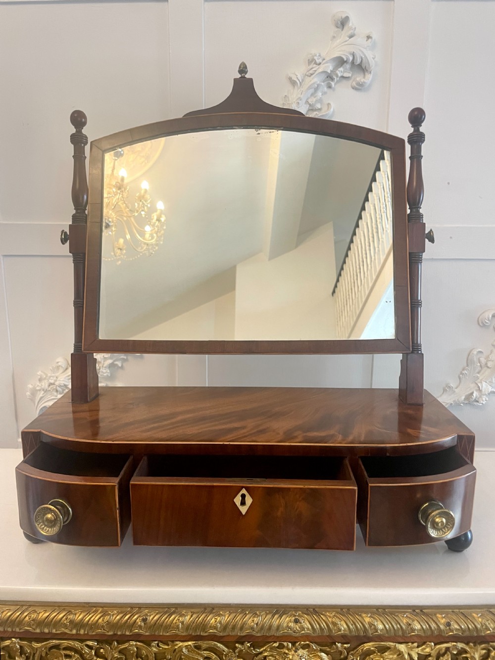Antique George III Quality Figured Mahogany Dressing Table Mirror  View III