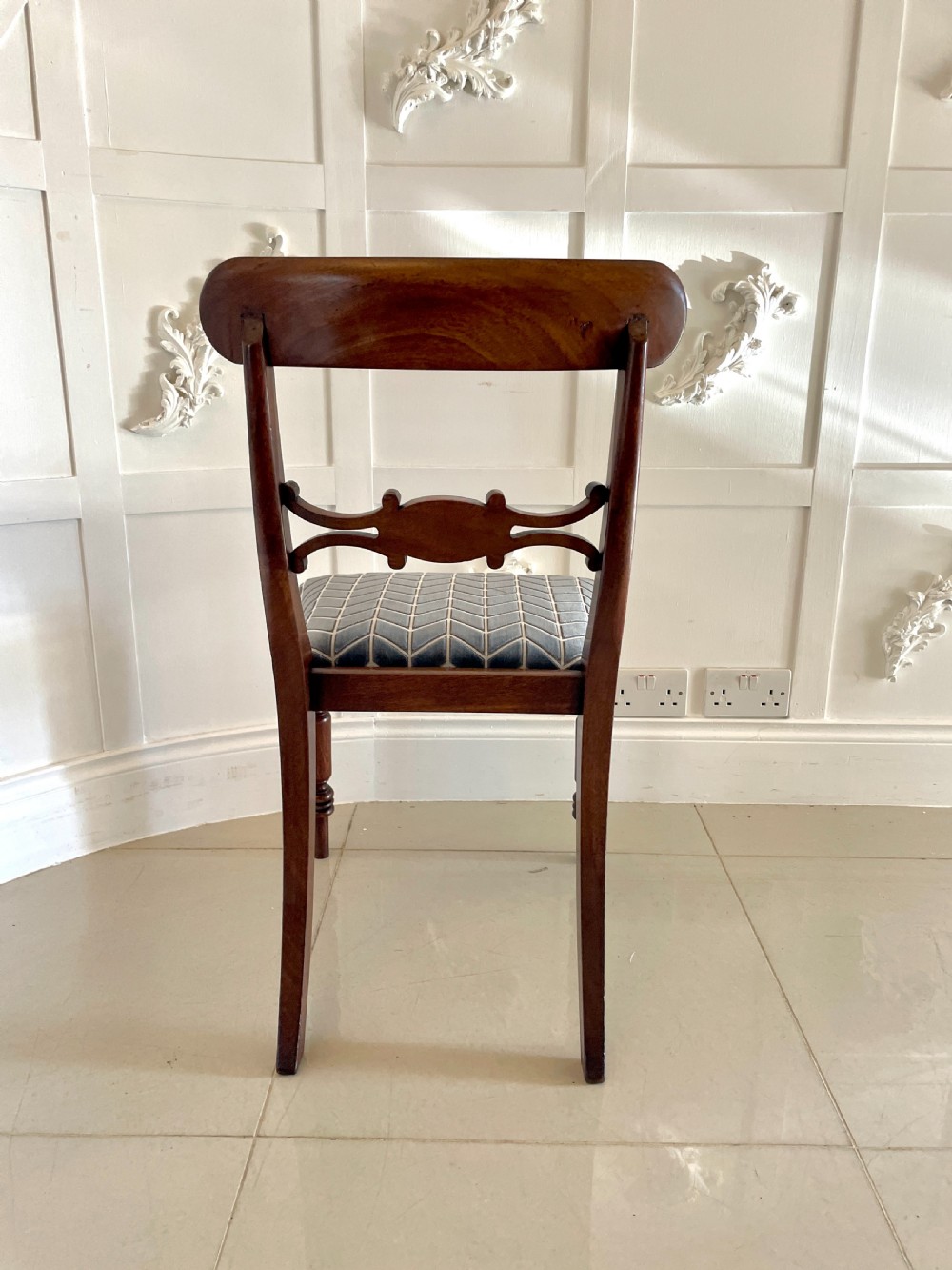 Antique Set of 8 Quality George III Mahogany Dining Chairs  View XIX
