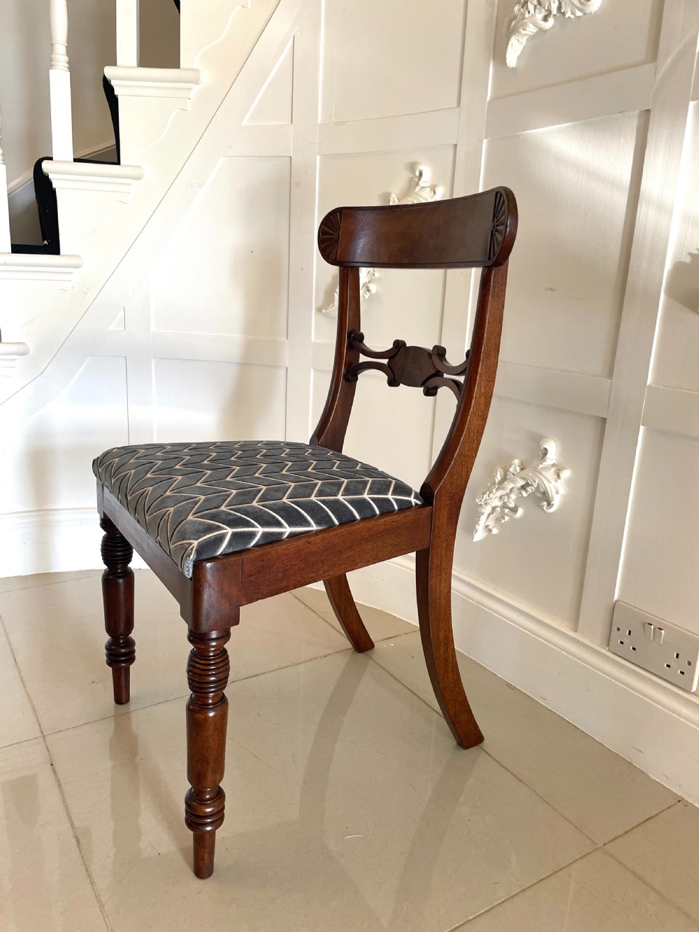 Antique Set of 8 Quality George III Mahogany Dining Chairs  View XX