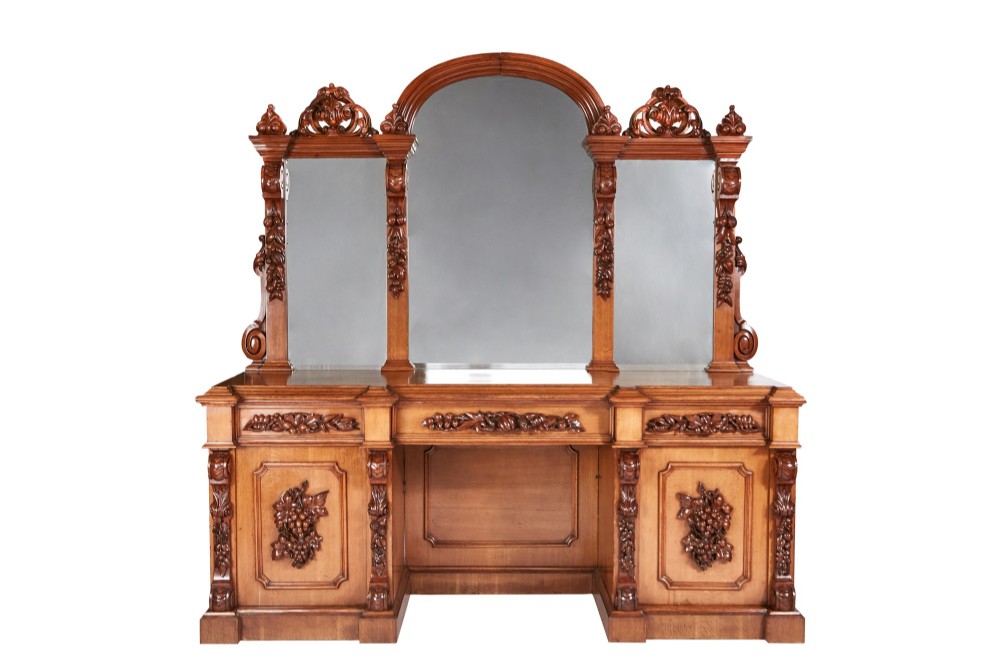  Magnificent Large 19th Century Victorian Antique Carved Oak Mirror Back Sideboard