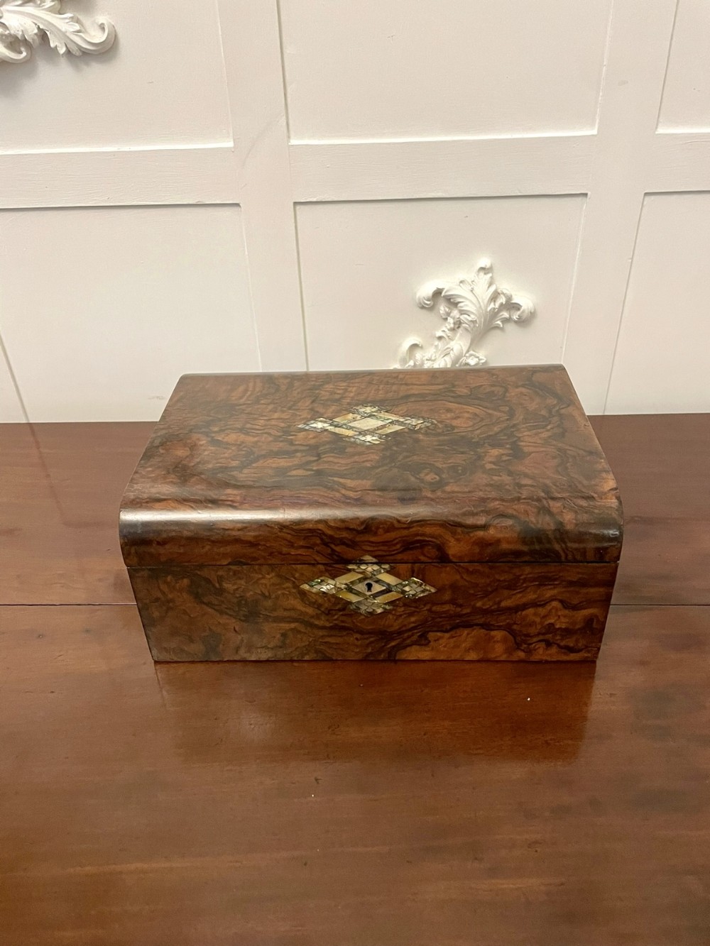 Antique Victorian Quality Burr Walnut and Inlaid Mother of Pearl Writing Box 