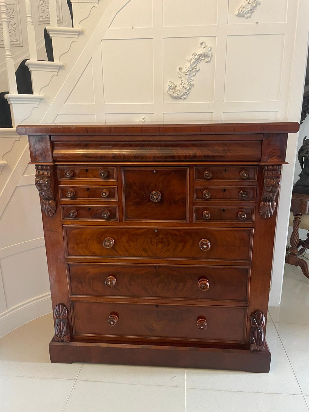 Superb Quality Antique Victorian Figured Mahogany Chest of Drawers 