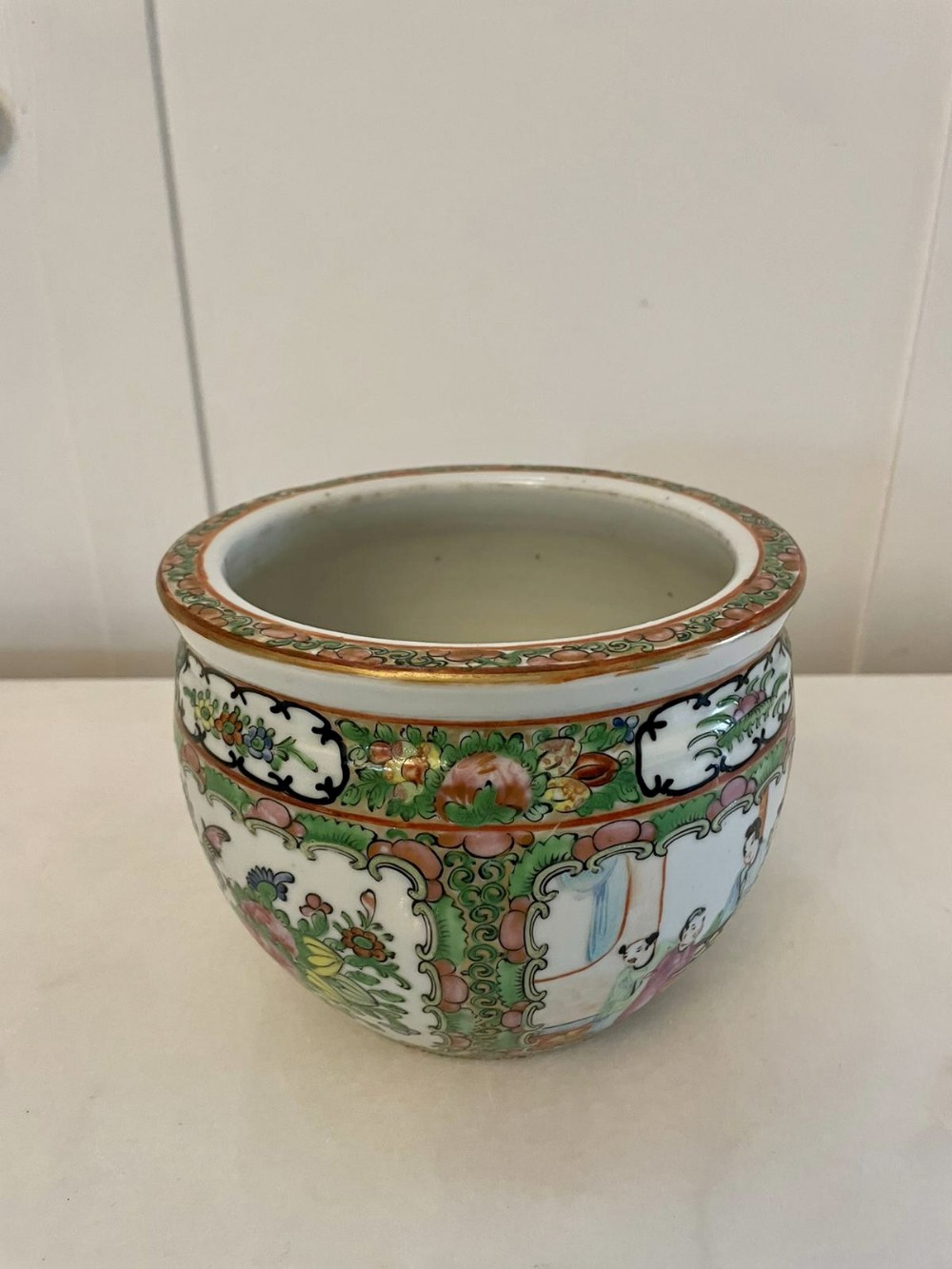 Antique 19th Century Chinese Quality Canton Famille Rose Jardinière
