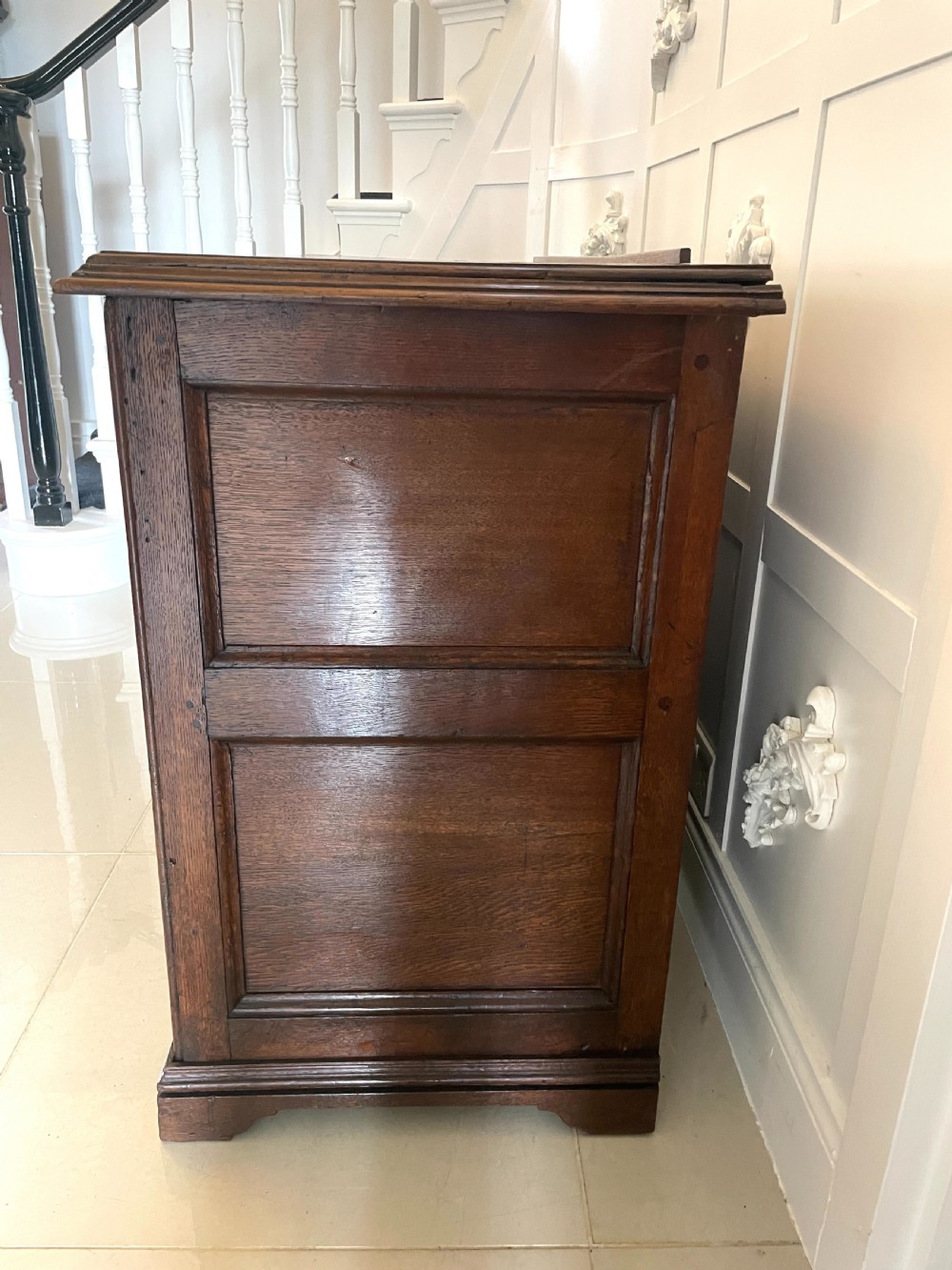Unusual Antique George III Quality Oak Dresser Base View XII
