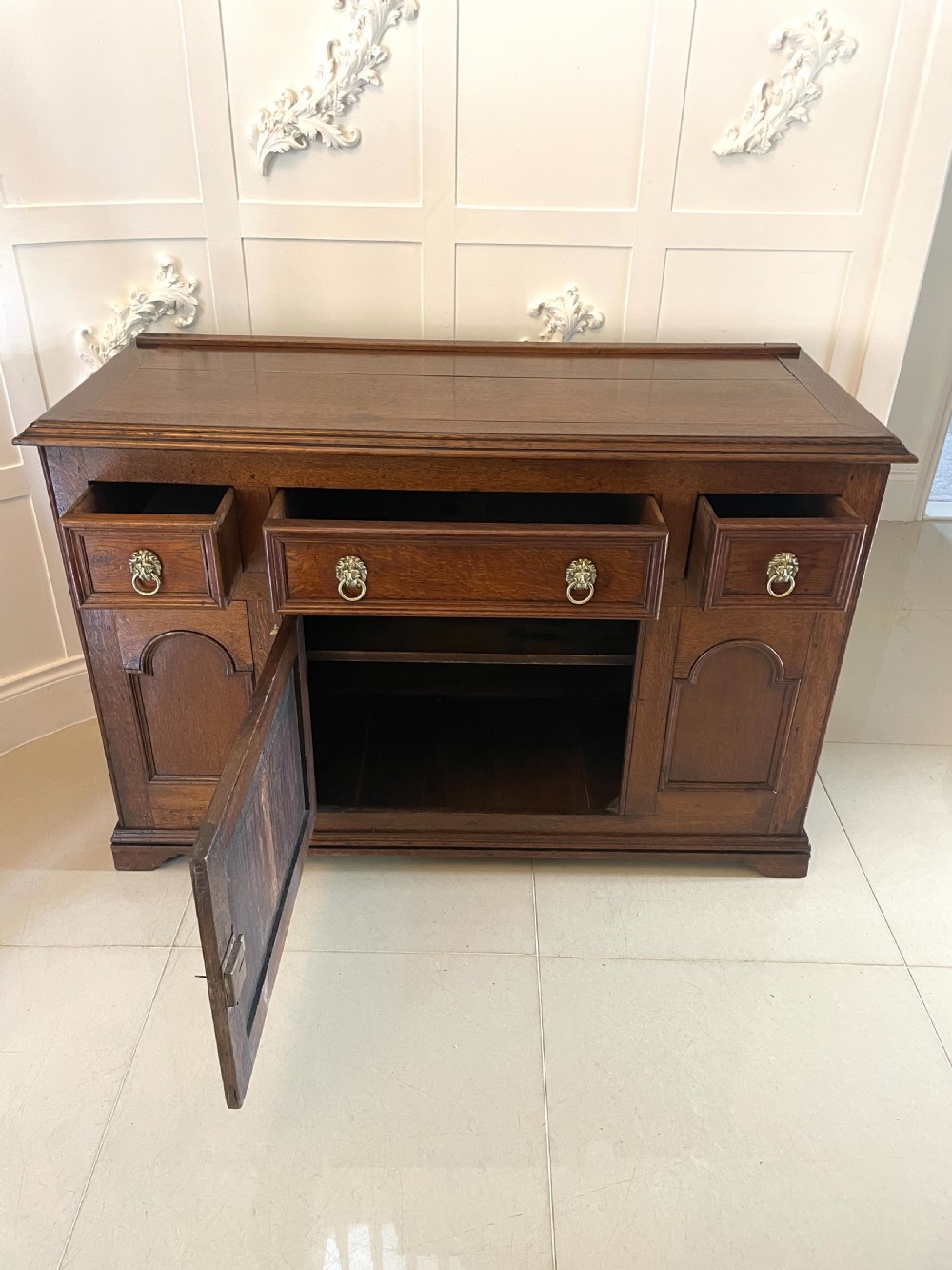 Unusual Antique George III Quality Oak Dresser Base View XV