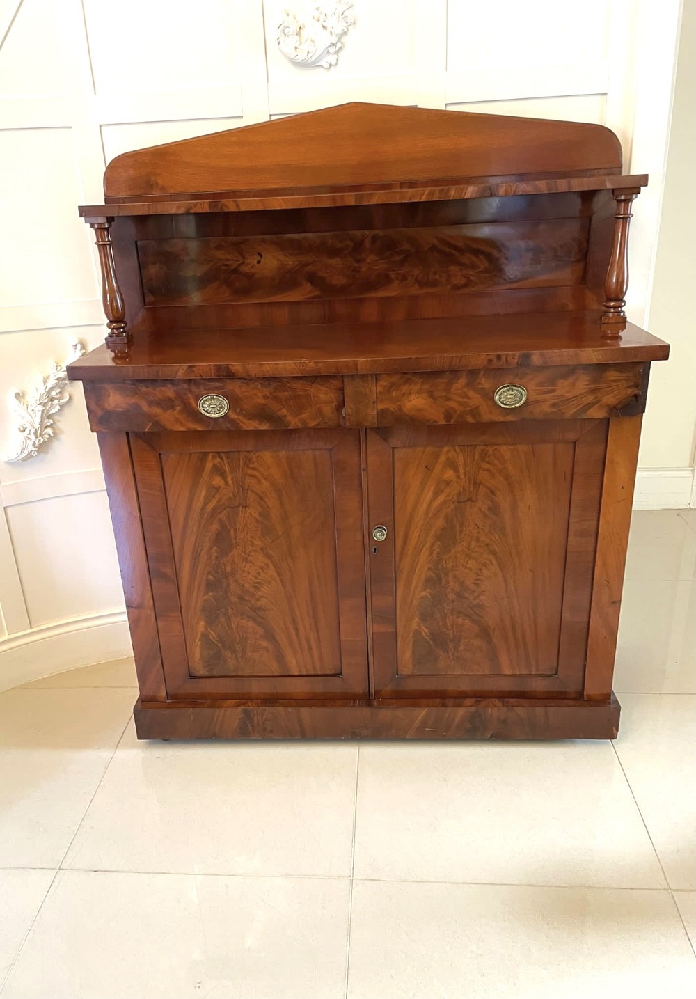 Antique William IV Quality Figured Mahogany Sideboard 