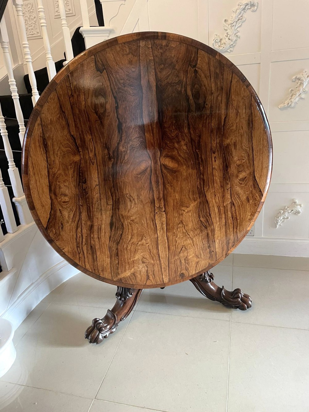 Outstanding Quality Impressive Antique Victorian Circular Rosewood Dining Table 