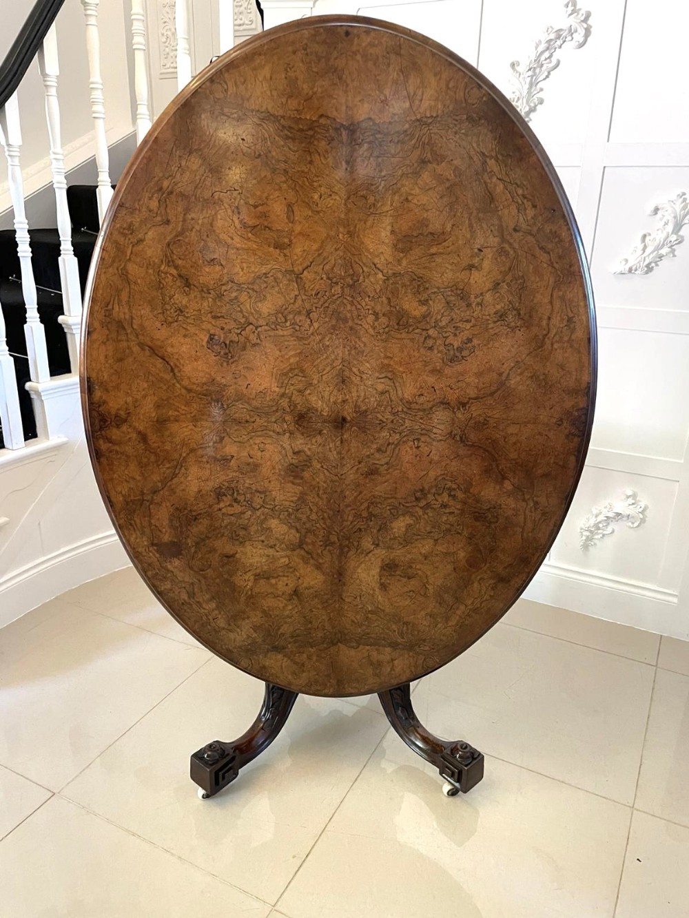 Antique Victorian Quality Burr Walnut Oval Centre Table 
