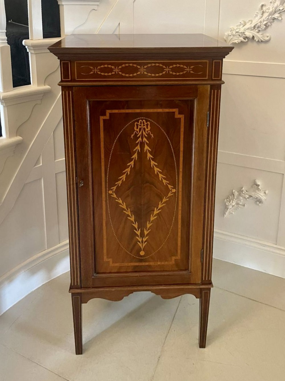 Superb Quality Antique Edwardian Mahogany Inlaid Side Cabinet 