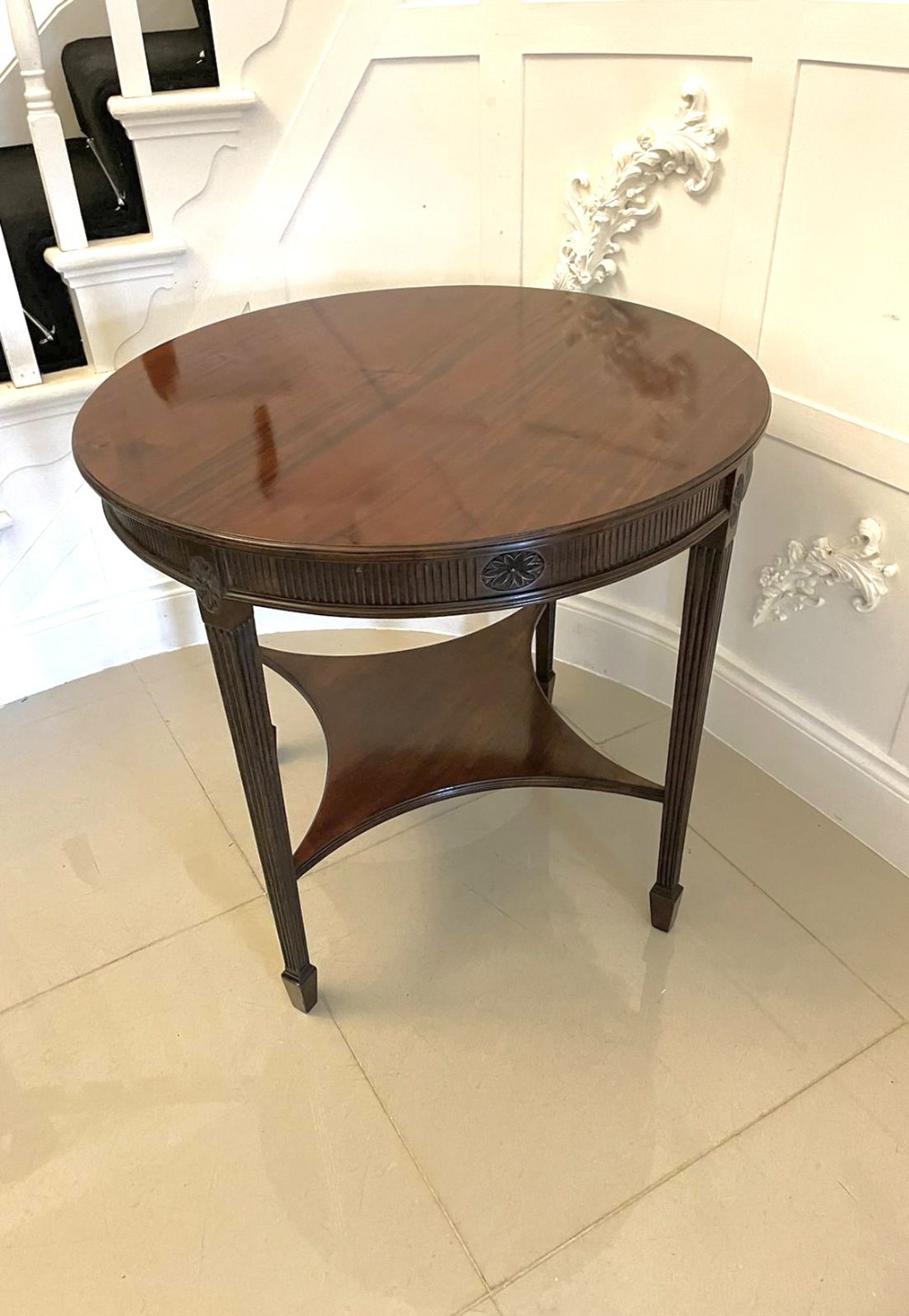 Antique Edwardian Quality Figured Mahogany Circular Centre Table 