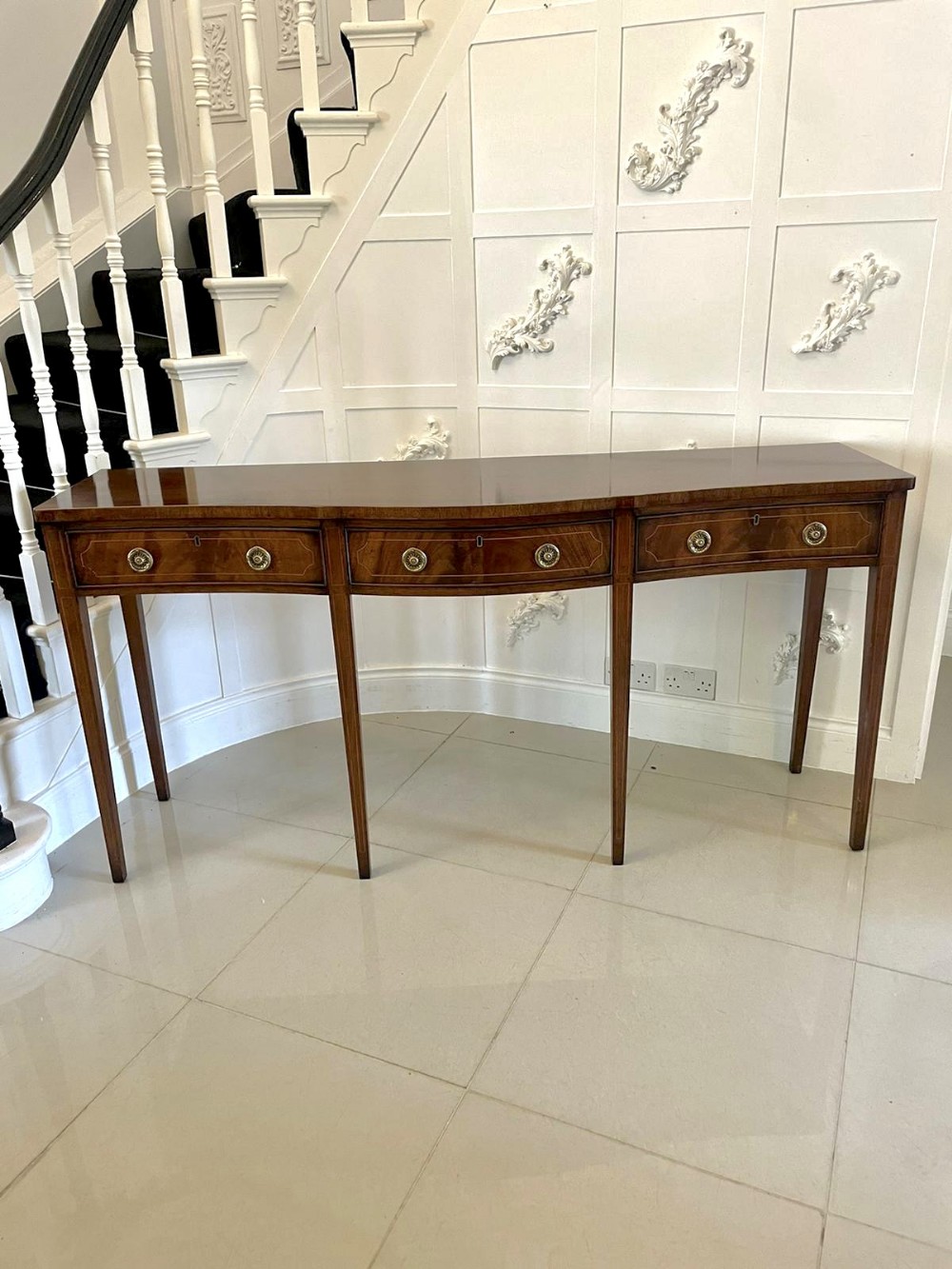 Large Antique Edwardian Quality Figured Mahogany Serpentine Shaped Serving Table/Console Table 