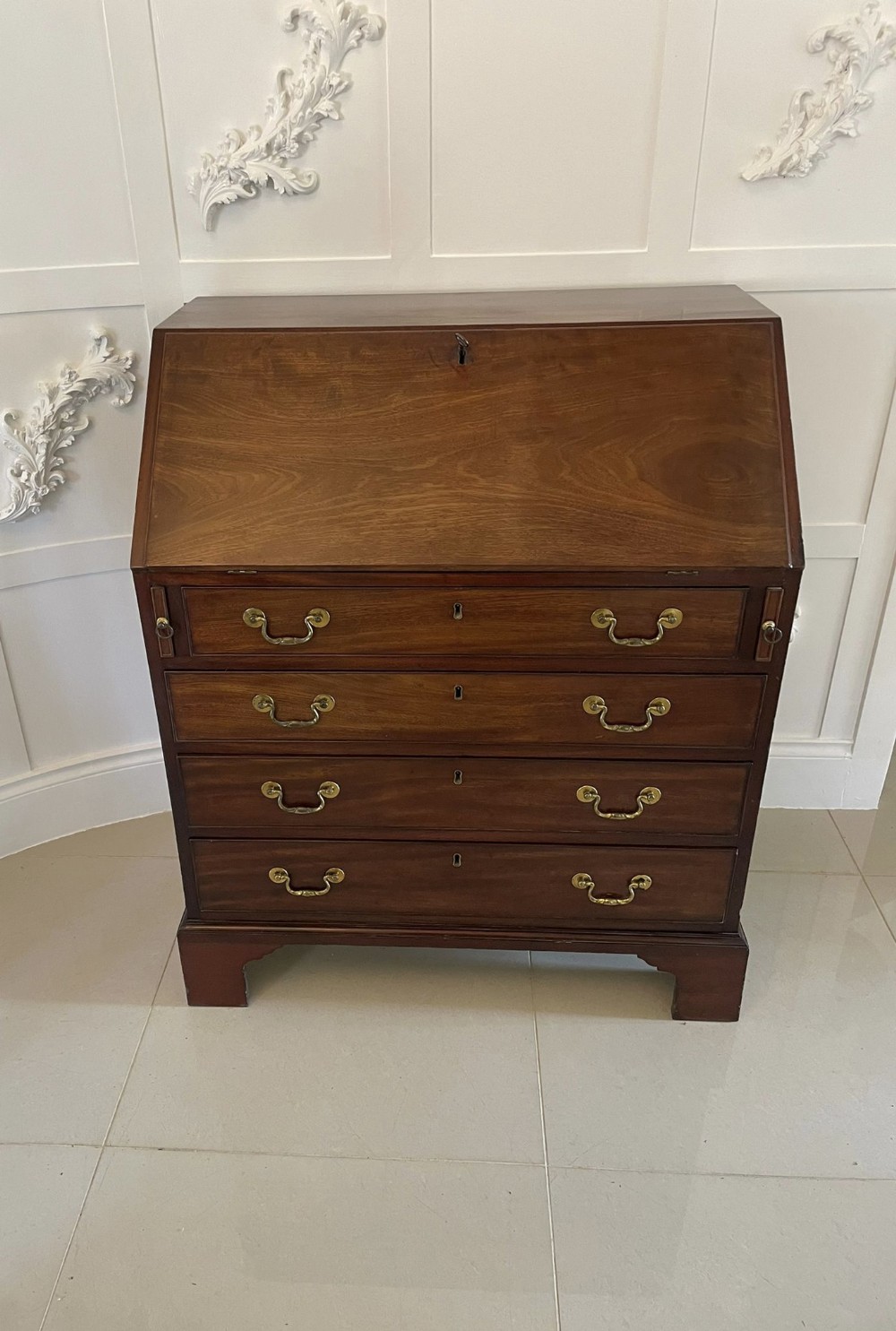 Outstanding 18th Century Quality George III Antique Mahogany Bureau 