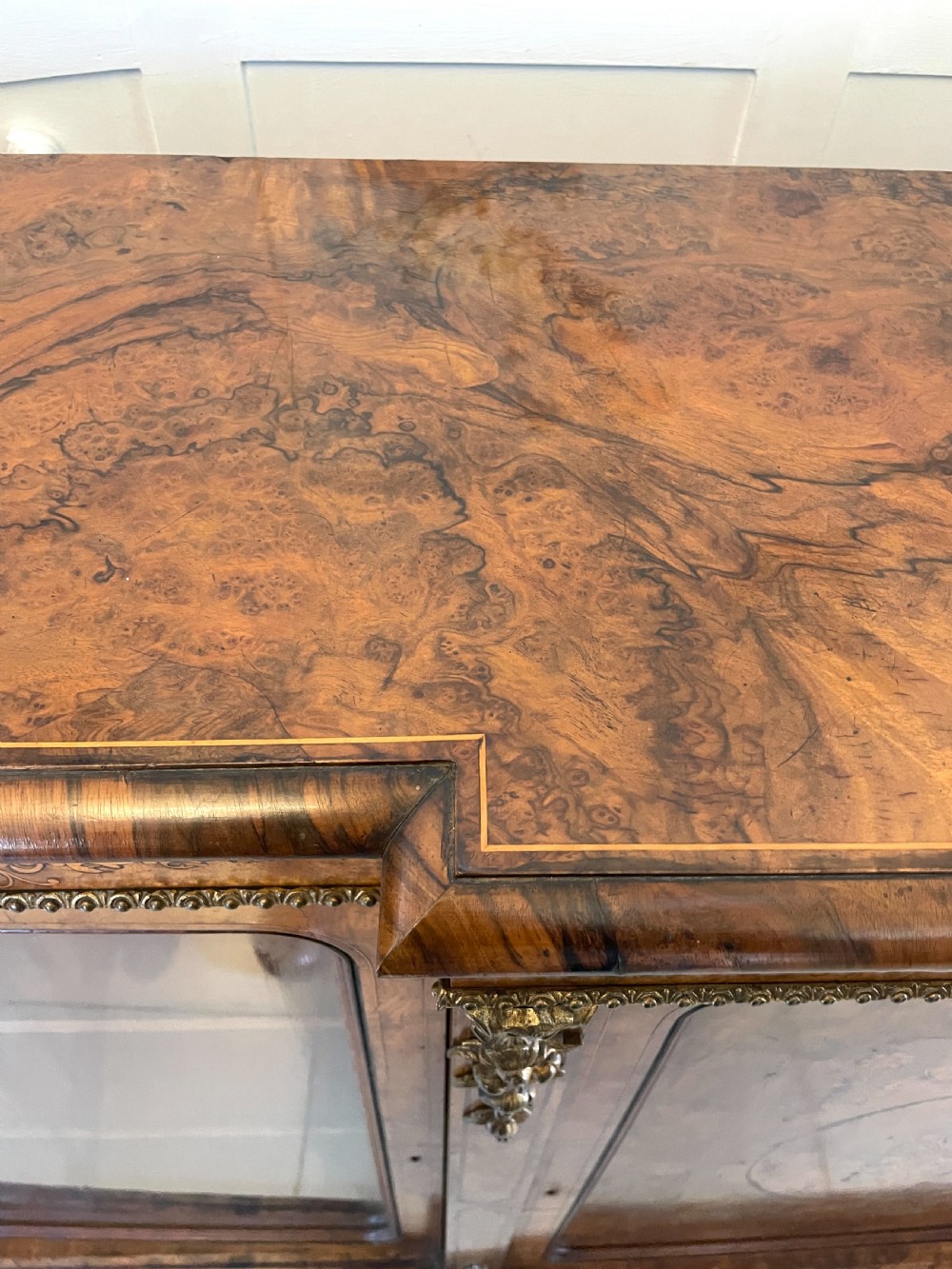Outstanding Quality Antique Victorian Burr Walnut Marquetry Inlaid Credenza/Sideboard by Edwards and Roberts of London View IX