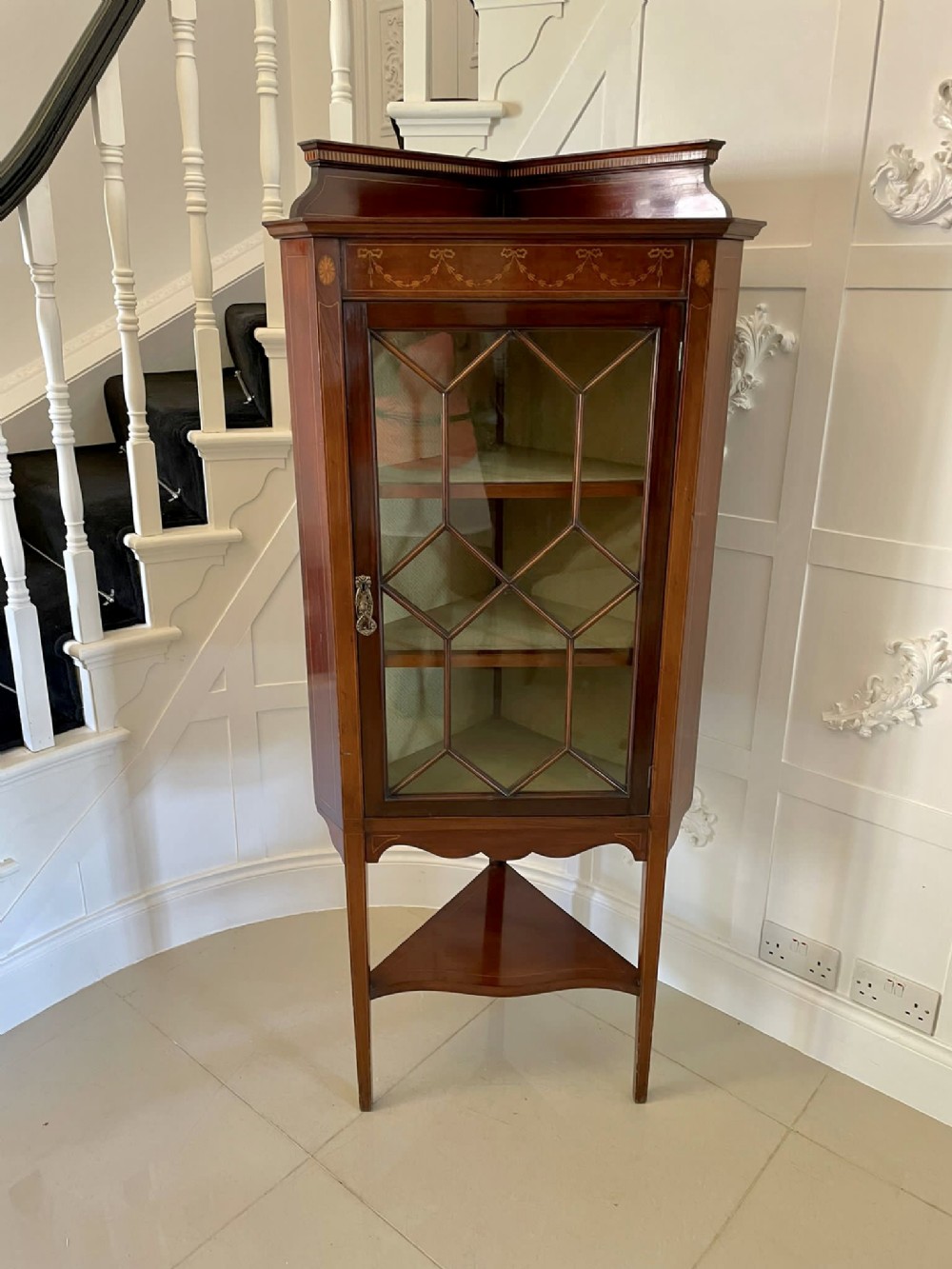 Antique Quality Edwardian Mahogany Inlaid Corner Cabinet 