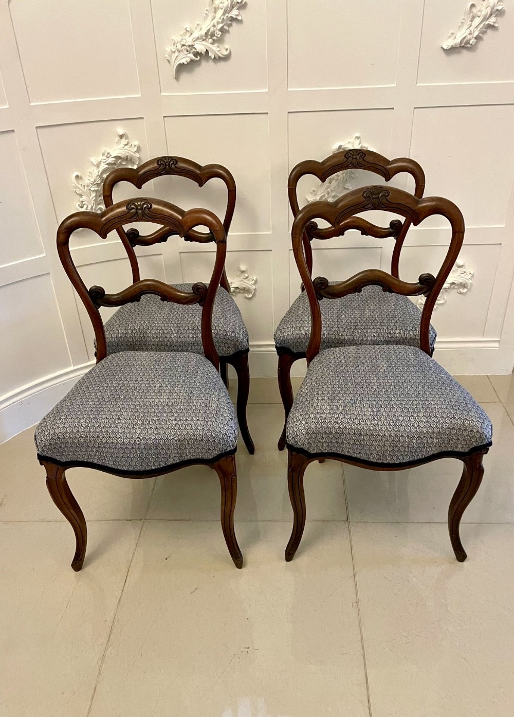 Set of 4 Antique Victorian Quality Rosewood Dining Chairs 