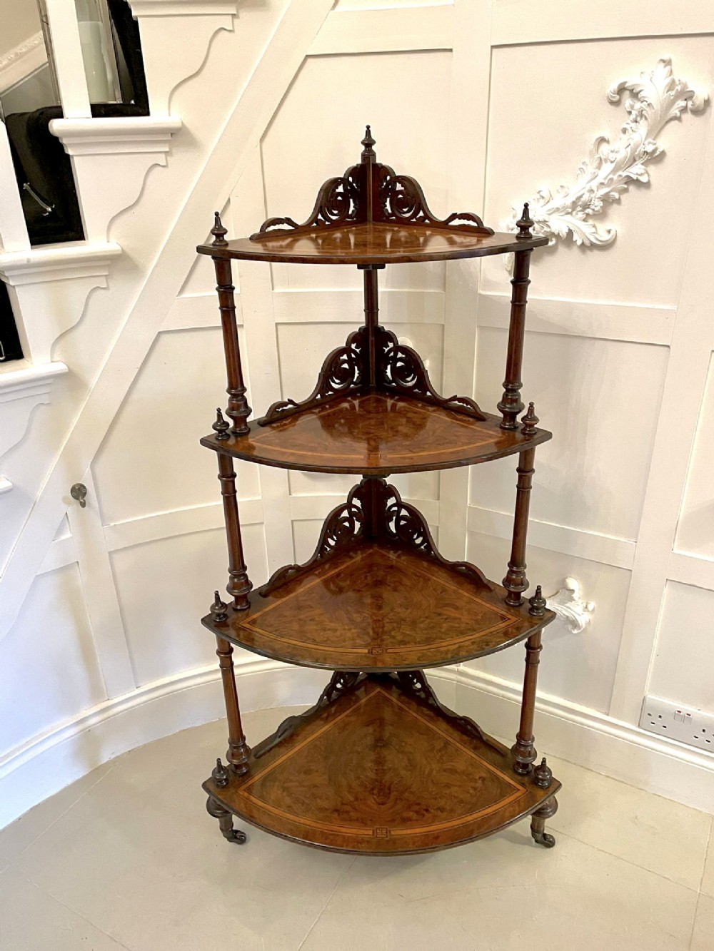 Quality Antique Victorian Inlaid Burr Walnut Corner Whatnot 