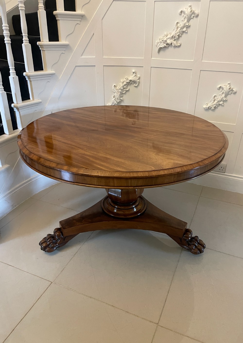 Antique Victorian Quality Figured Mahogany 6 Seater Dining Table  View XVI
