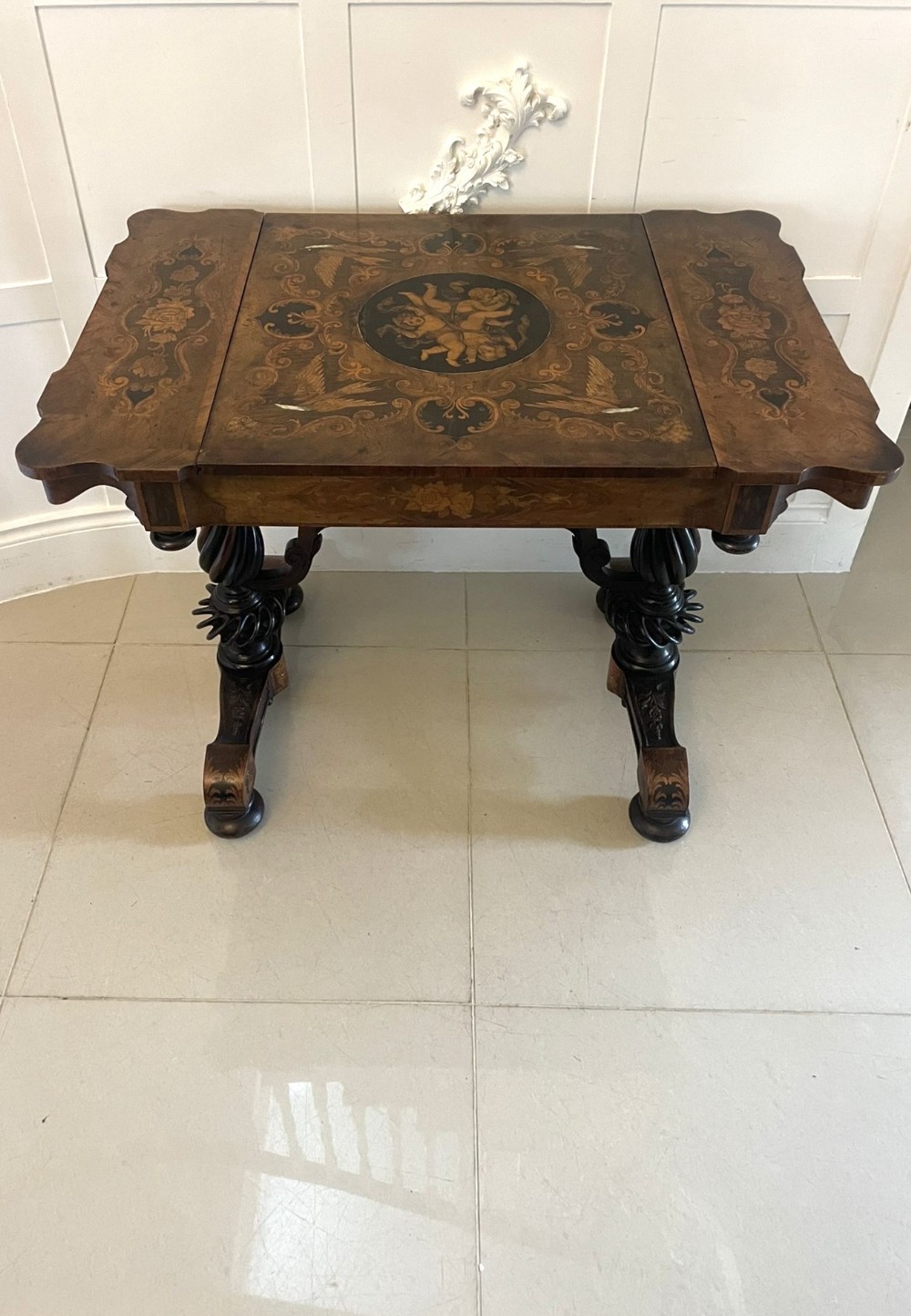 Outstanding Quality Antique Victorian Marquetry Inlaid Burr Walnut Games/Side Table 