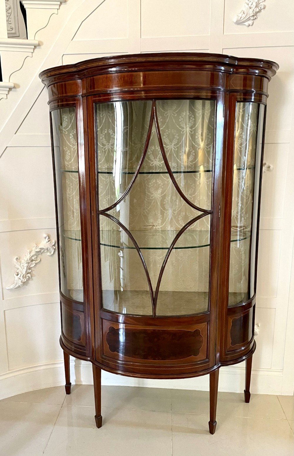 Fine Quality Antique Edwardian Inlaid Mahogany Shaped Display Cabinet 