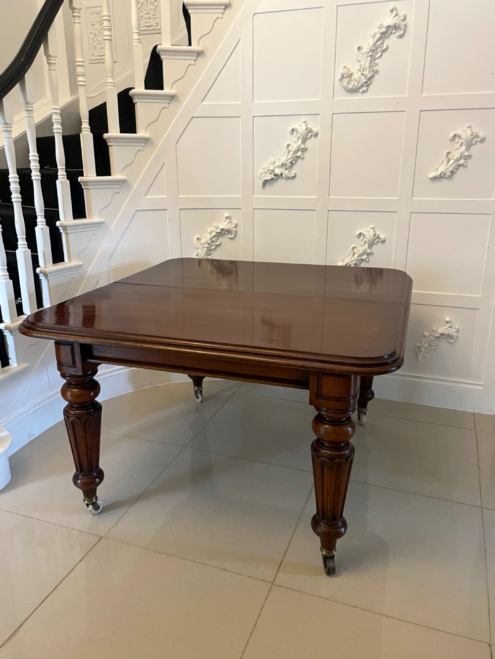 Outstanding Quality 10 Seater Antique Victorian Figured Mahogany Extending Dining Table  View XX