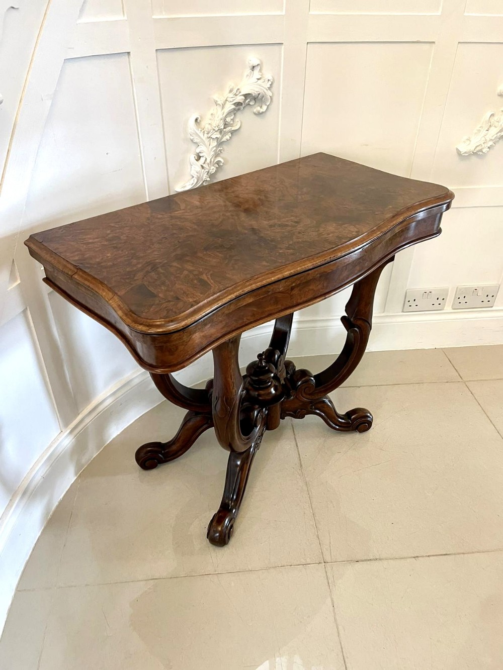 Antique Victorian Quality Burr Walnut Card/Side Table 
